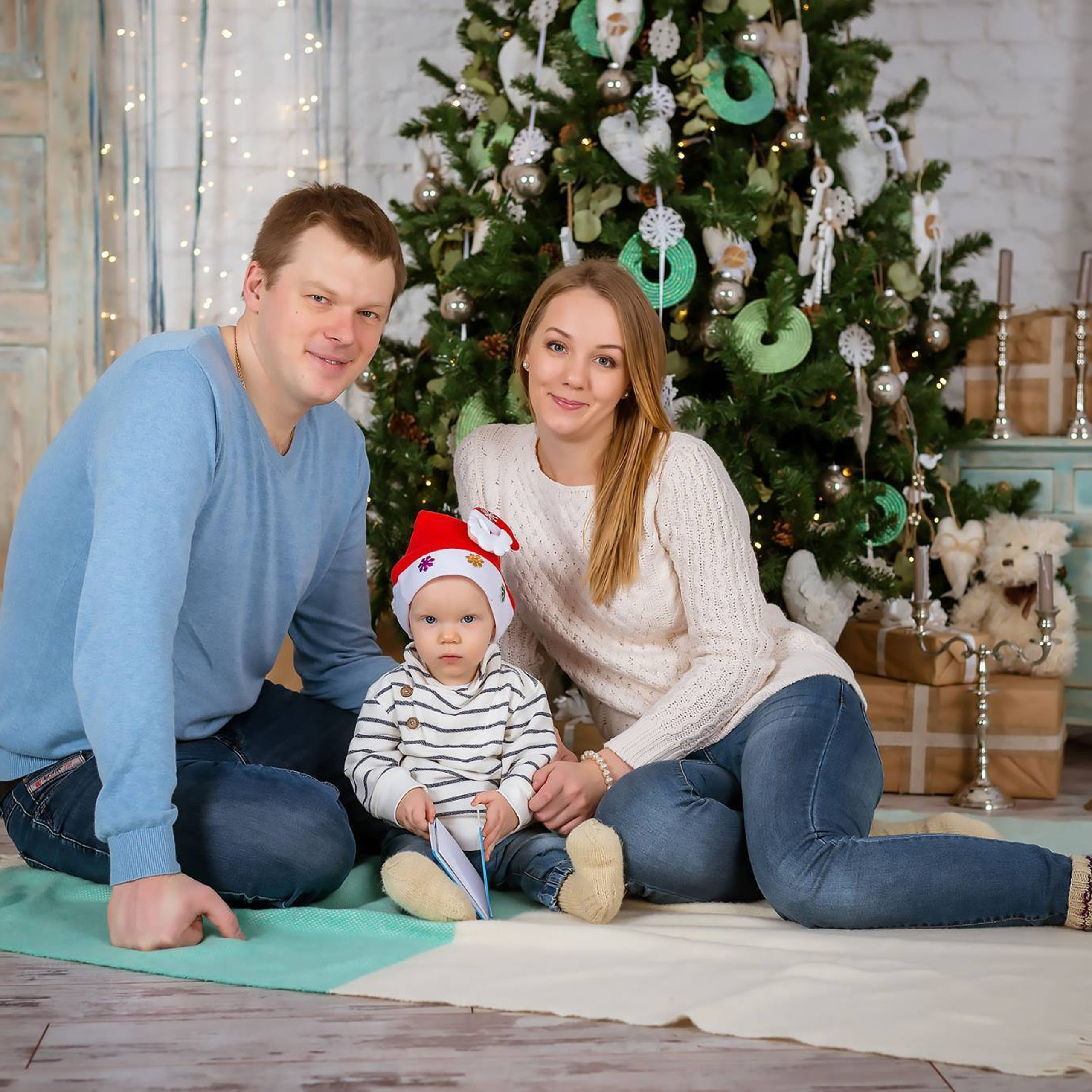 Atsauksmes. Fotogrāfs Romualds Rubenis un Artemijs Stašāns