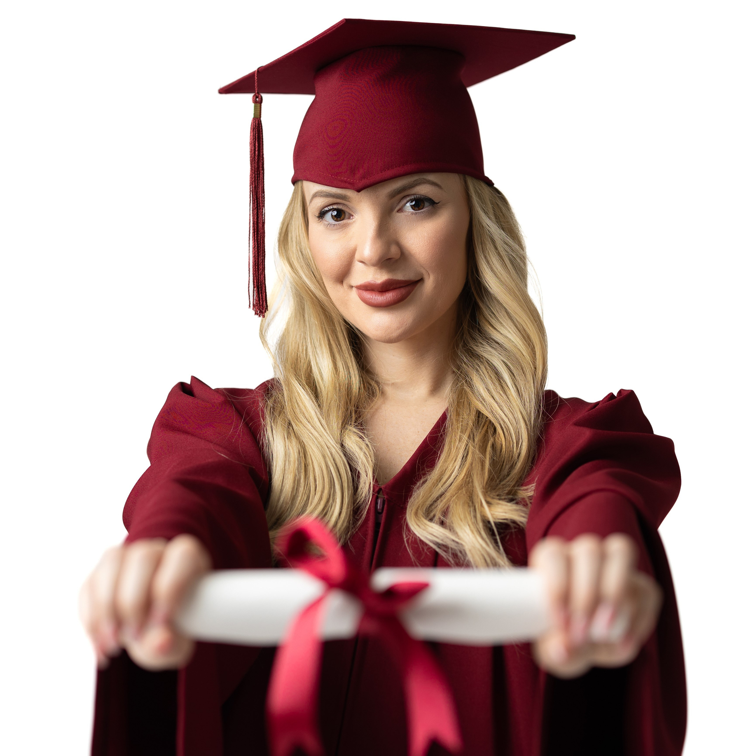 Комплект тога и шапка за ученици — бордо. 🎓 Togiishapki.bg — Тоги и академични шапки за дипломиране на студенти, ученици и деца