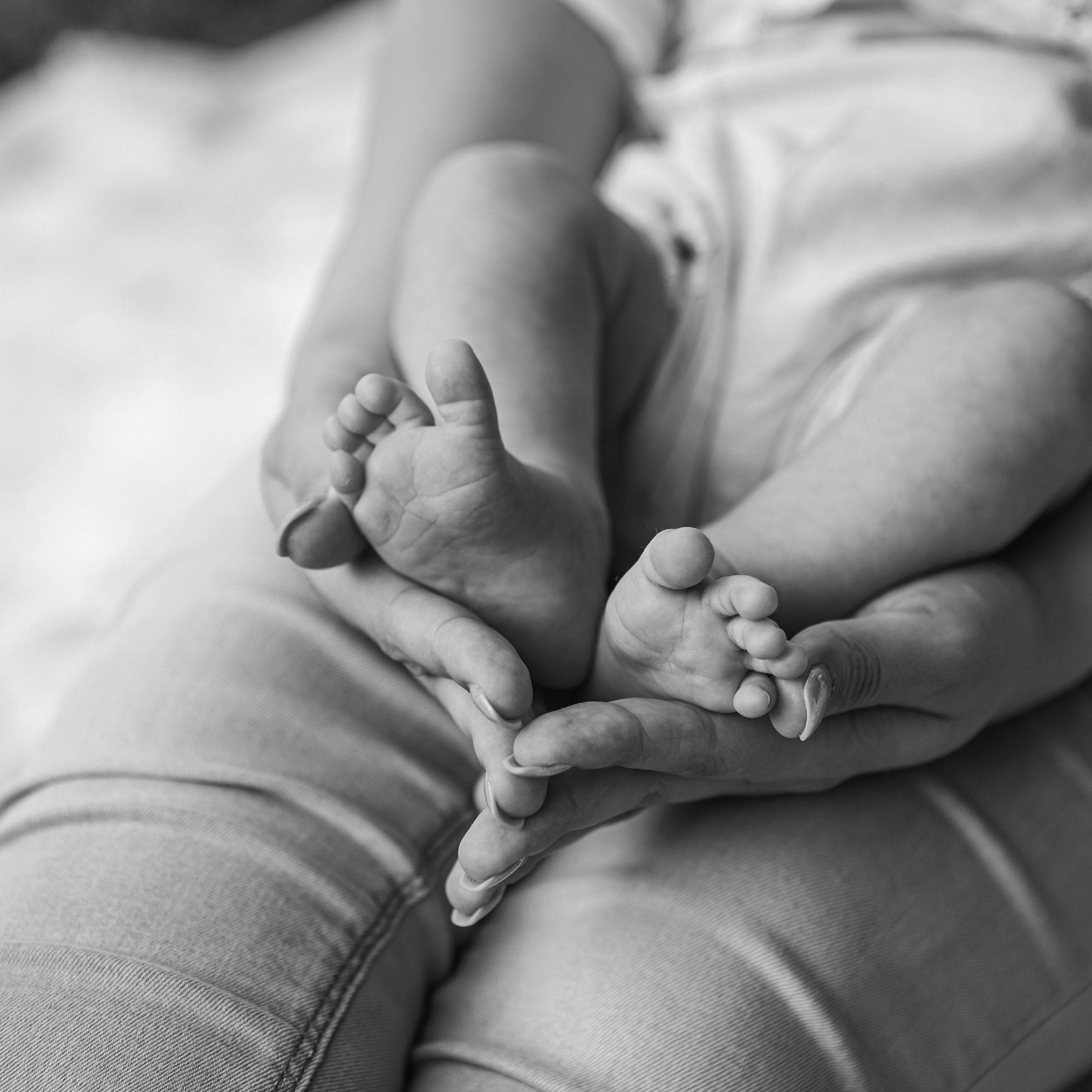 Customer Satisfaction. Family and Wedding Photographer