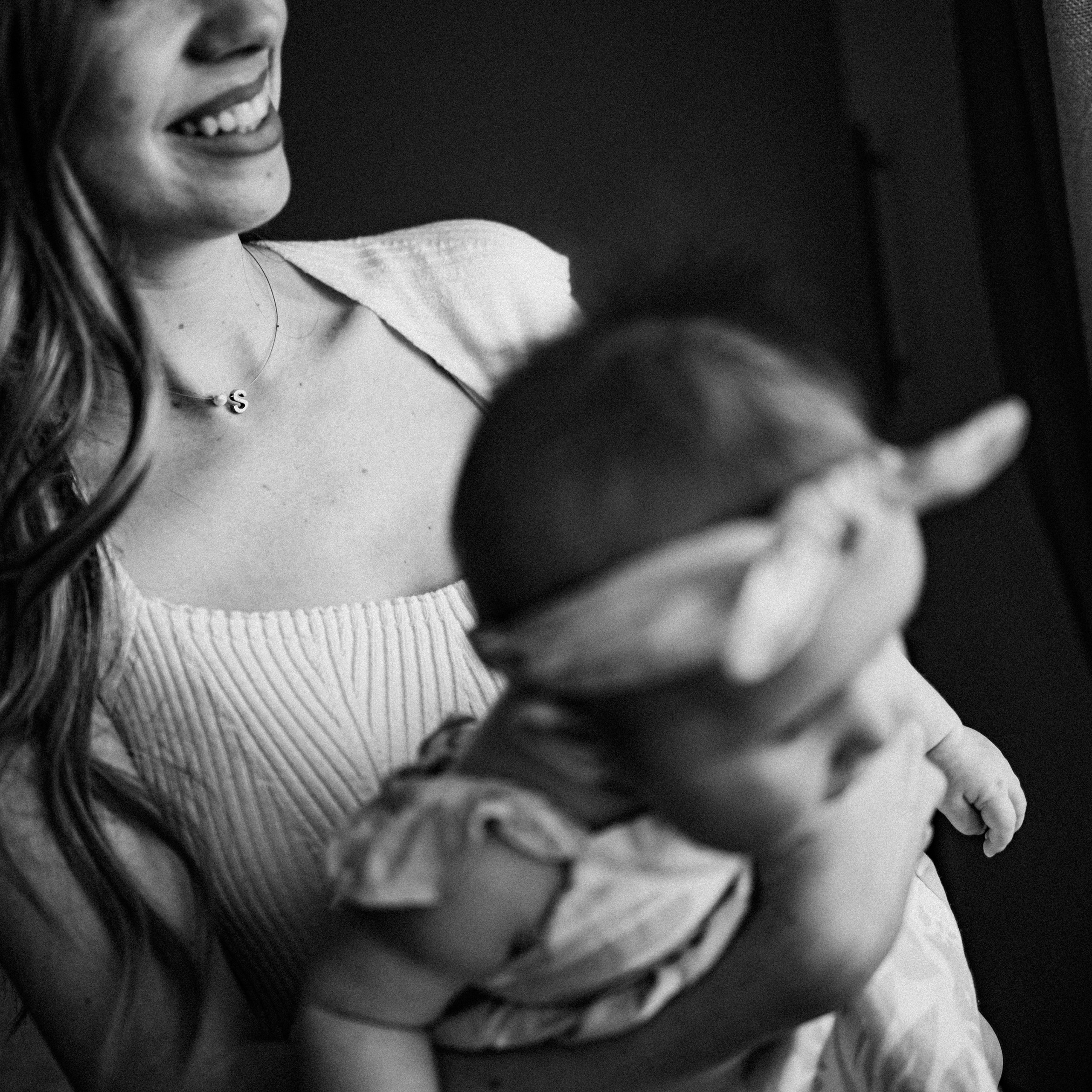 Customer Satisfaction. Family and Wedding Photographer