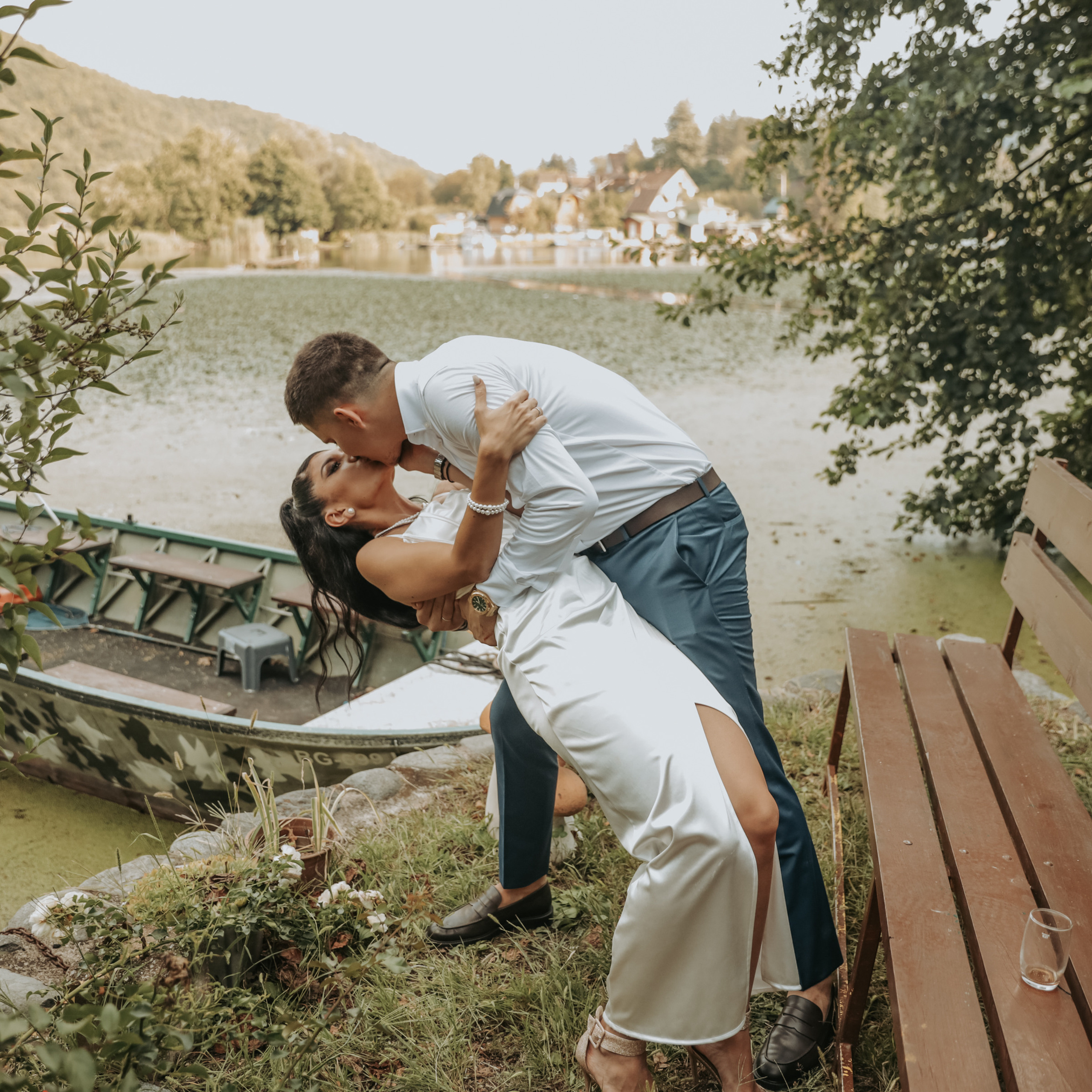 Customer Satisfaction. Family and Wedding Photographer