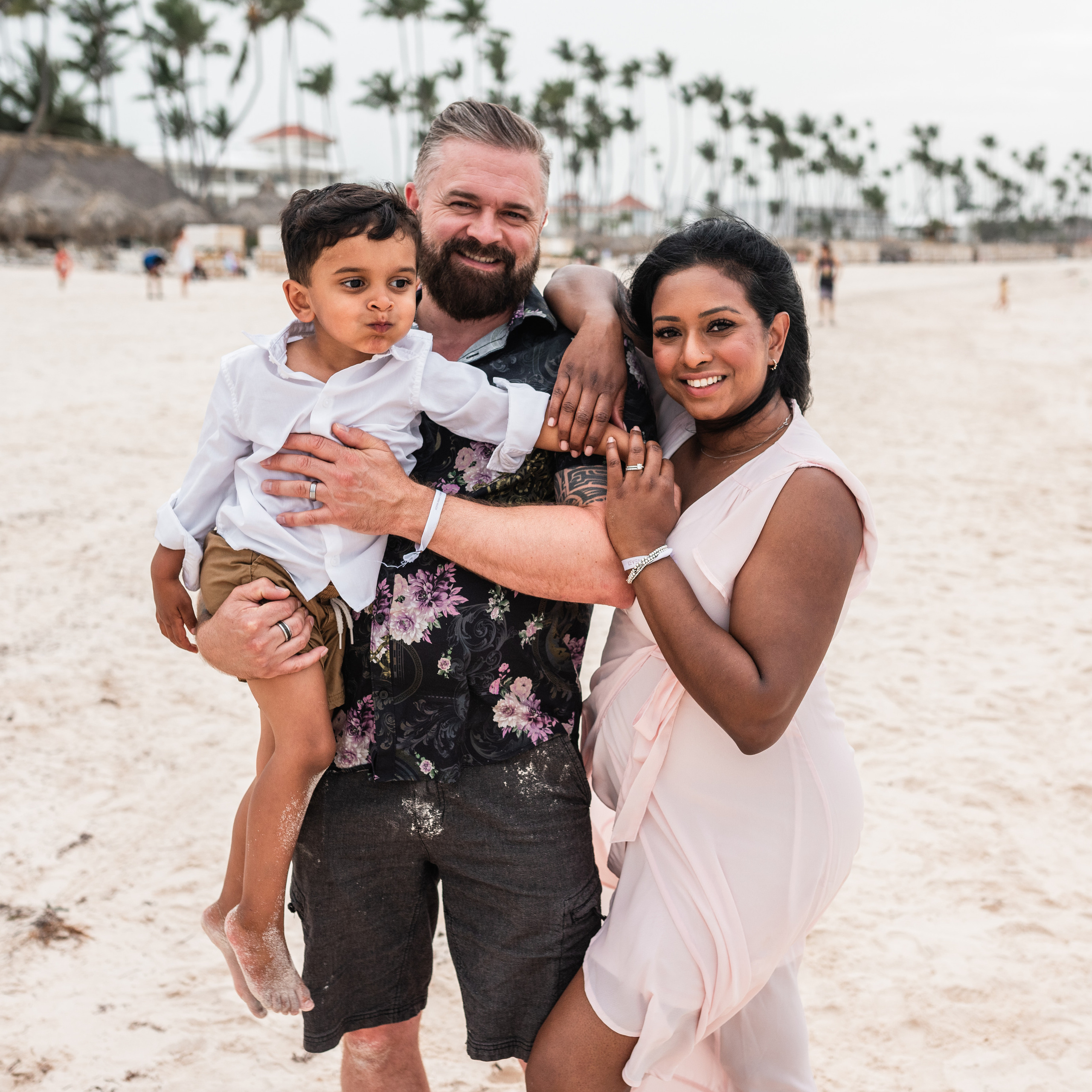 Testimonios. Fotógrafo de Bodas y Propuestas de Matrimonio en Punta Cana – Mikhail Chernov