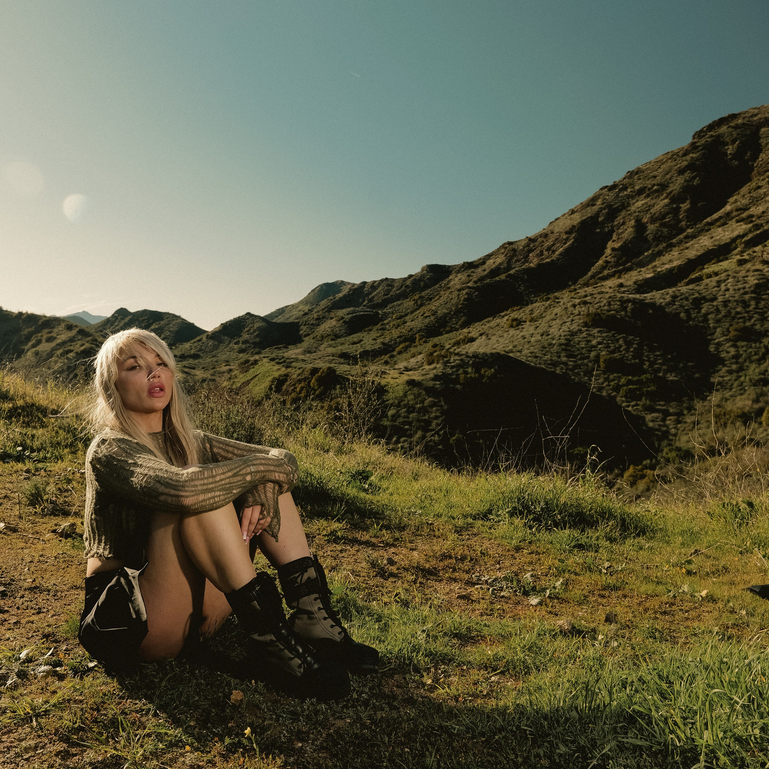 In the rays of the sun (CA)