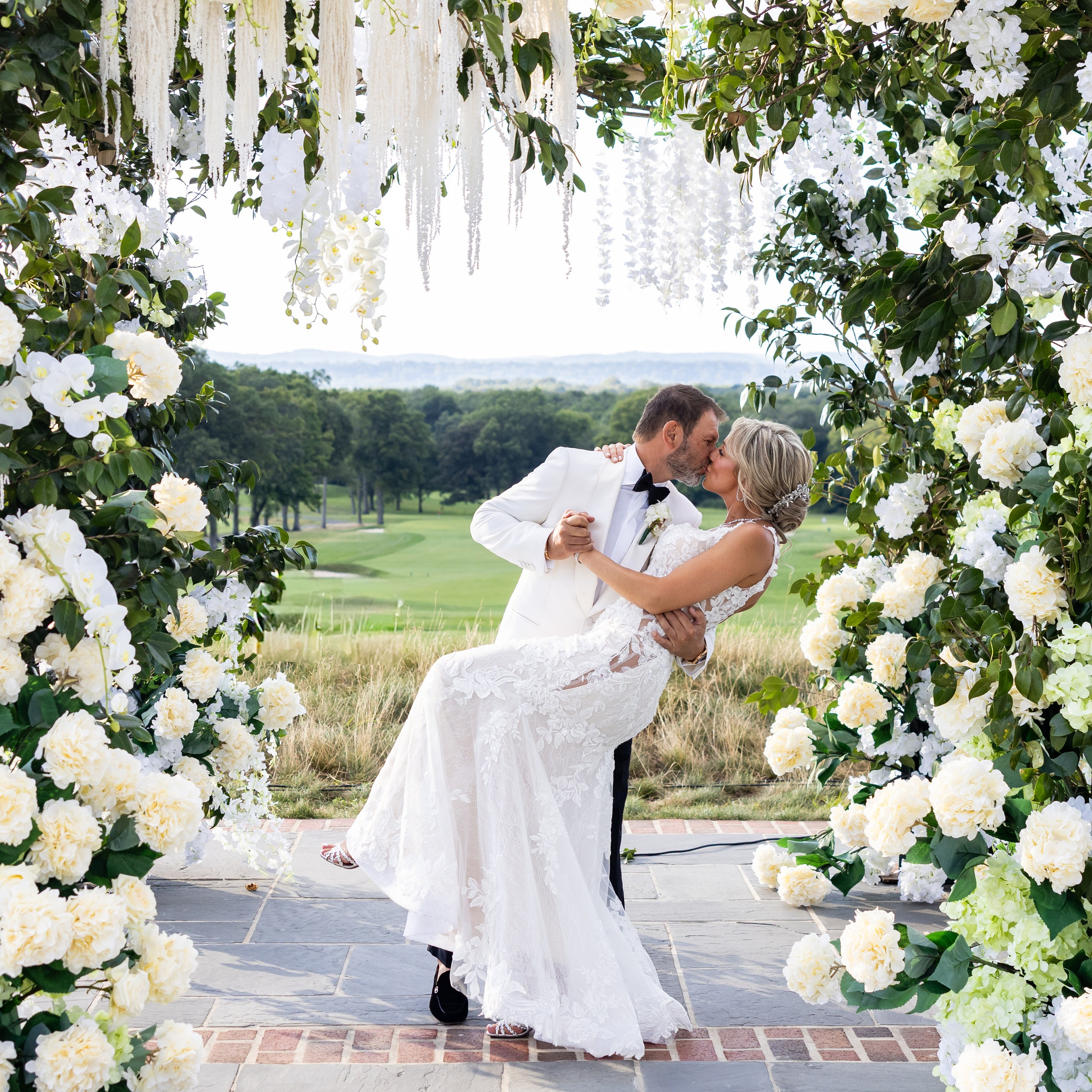 Angela and Alex, The Skylark, Manhattan. Wedding Photo & Video