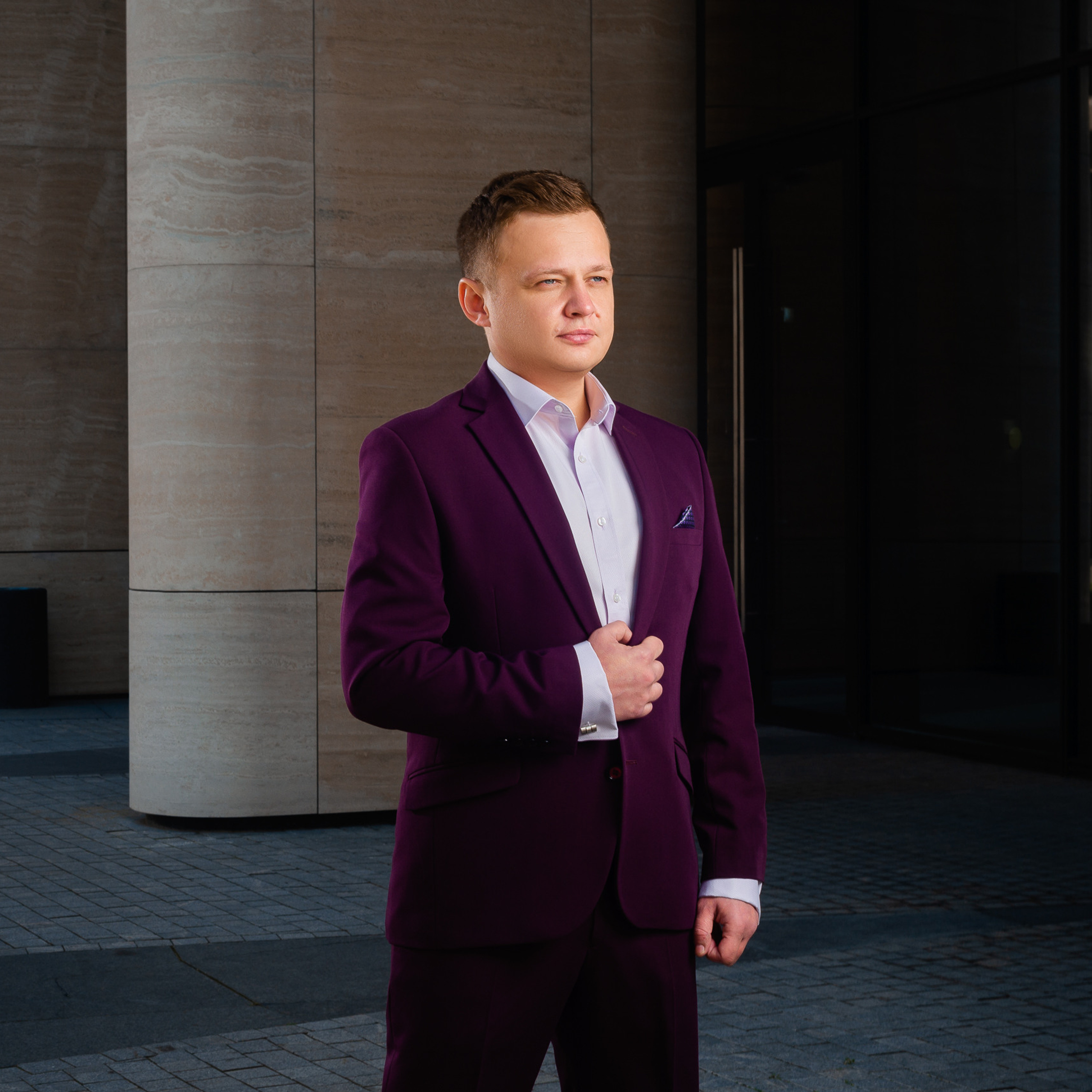 Outdoor business photography for marketing agency. Dmitrii Shmatov — High-End Portrait & Fashion Photographer in Milan