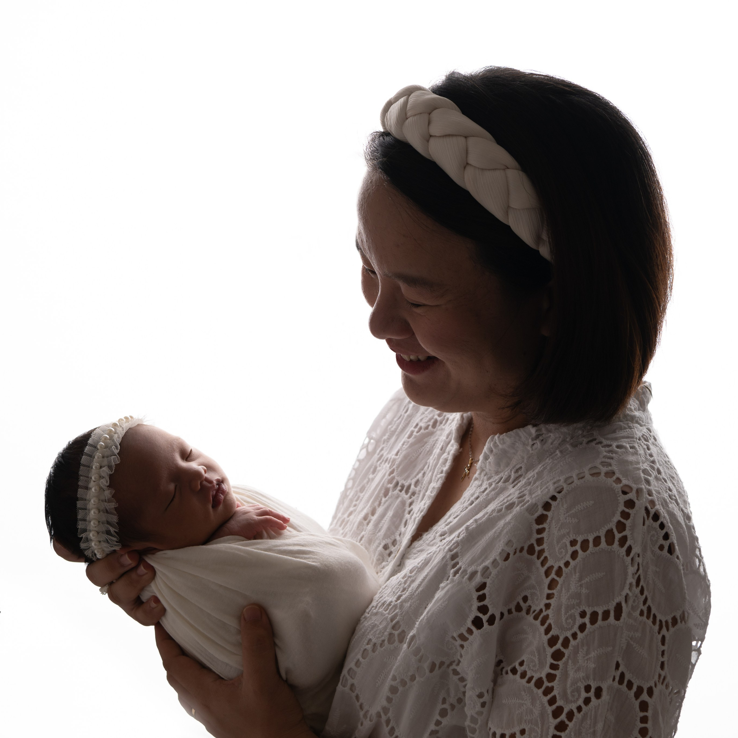 Testimonials. Newborn photo session in Doha Qatar, baby, sitter, cake smash, pre-birthday, maternity, family photographer in Doha, Qatar