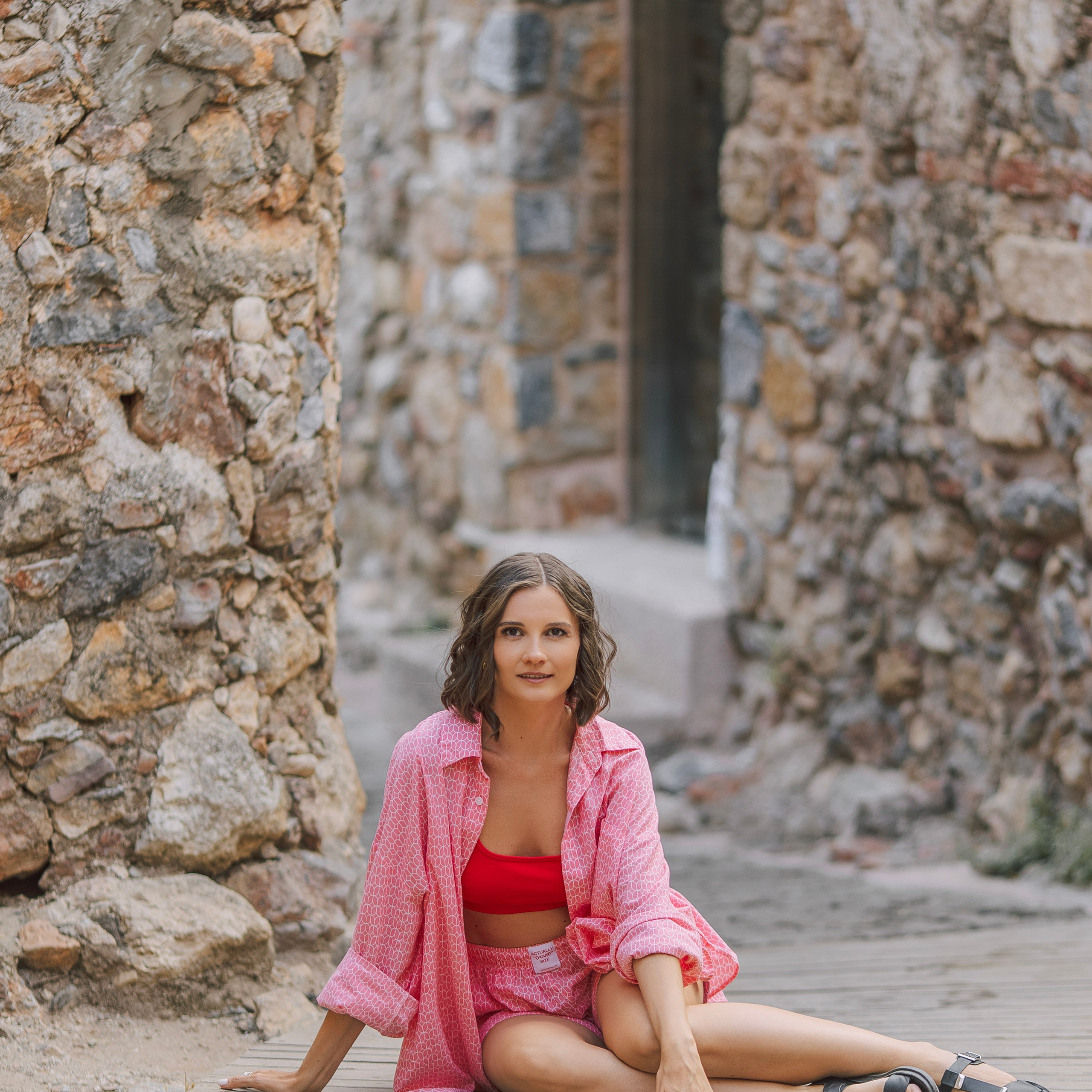 Individual photo session in the streets and port of Alanya. Alsu Develi, Photographer in Turkey, Alanya, Side, Belek, Antalya, Kemer, Turkiye. Photoshooting in Alanya. Photosession in Belek, Side