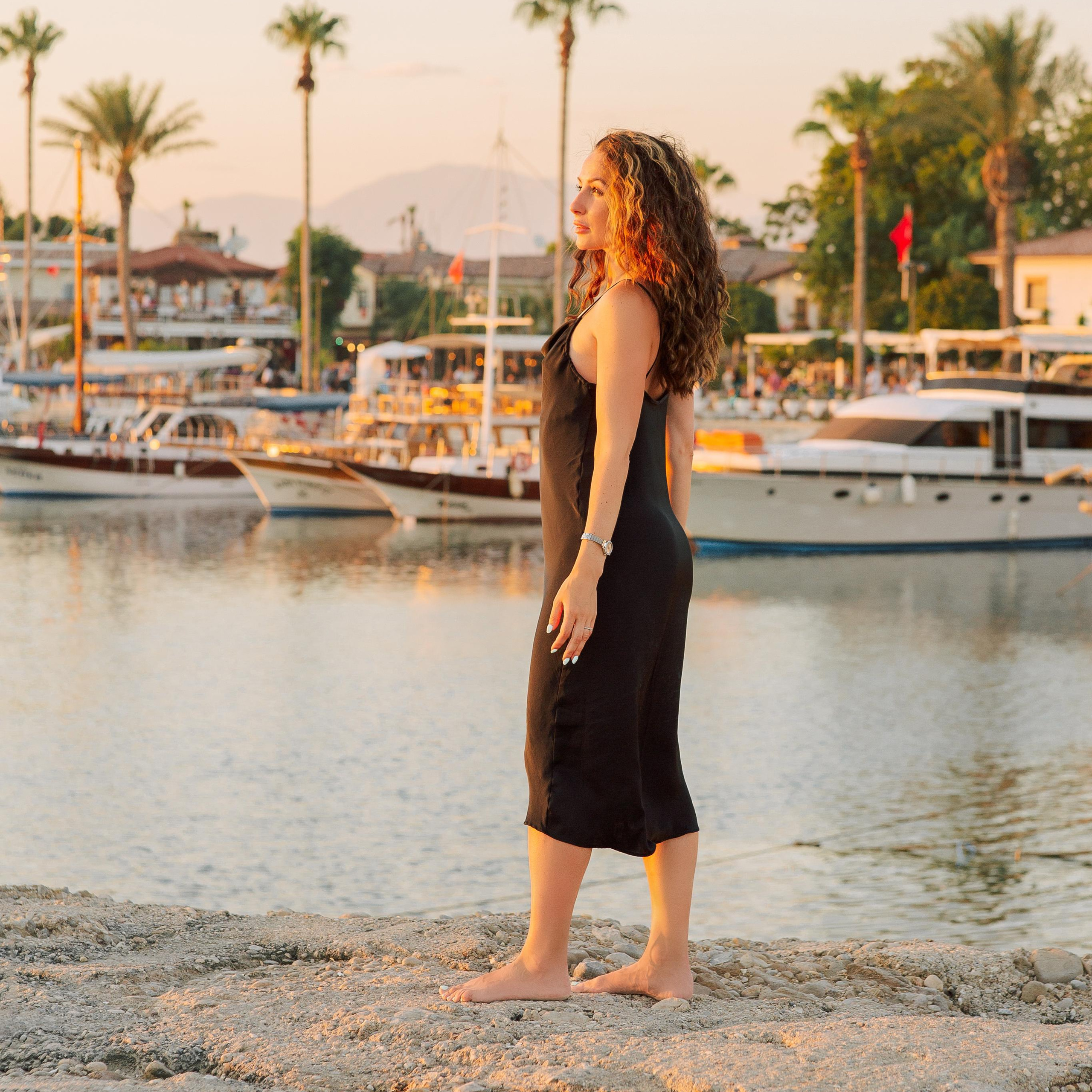 Индивидуальная фотосессия в  Сиде на закате. Алсу Девели. Фотограф в Алании в Турции, Аланья, Сиде, Белек, Анталия, Кемер, Конаклы, Окурджалар. Фотосъемки в Алании. Фотосессия в Алания