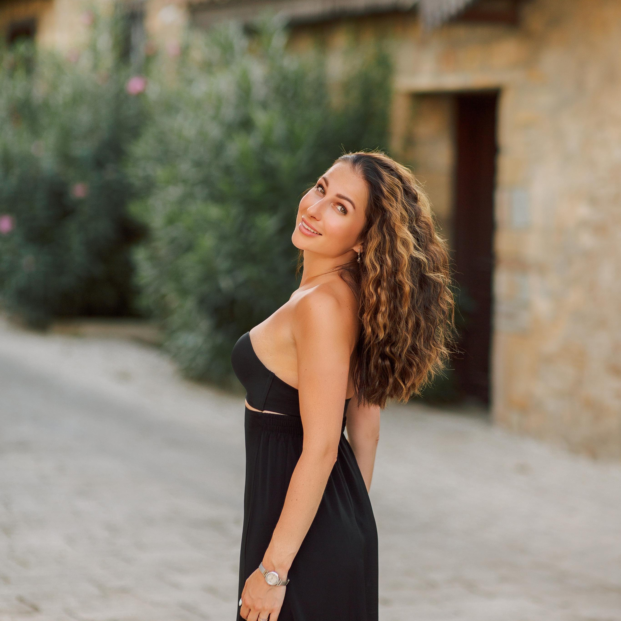 Индивидуальная фотосессия в  Сиде на закате. Алсу Девели. Фотограф в Алании в Турции, Аланья, Сиде, Белек, Анталия, Кемер, Конаклы, Окурджалар. Фотосъемки в Алании. Фотосессия в Алания