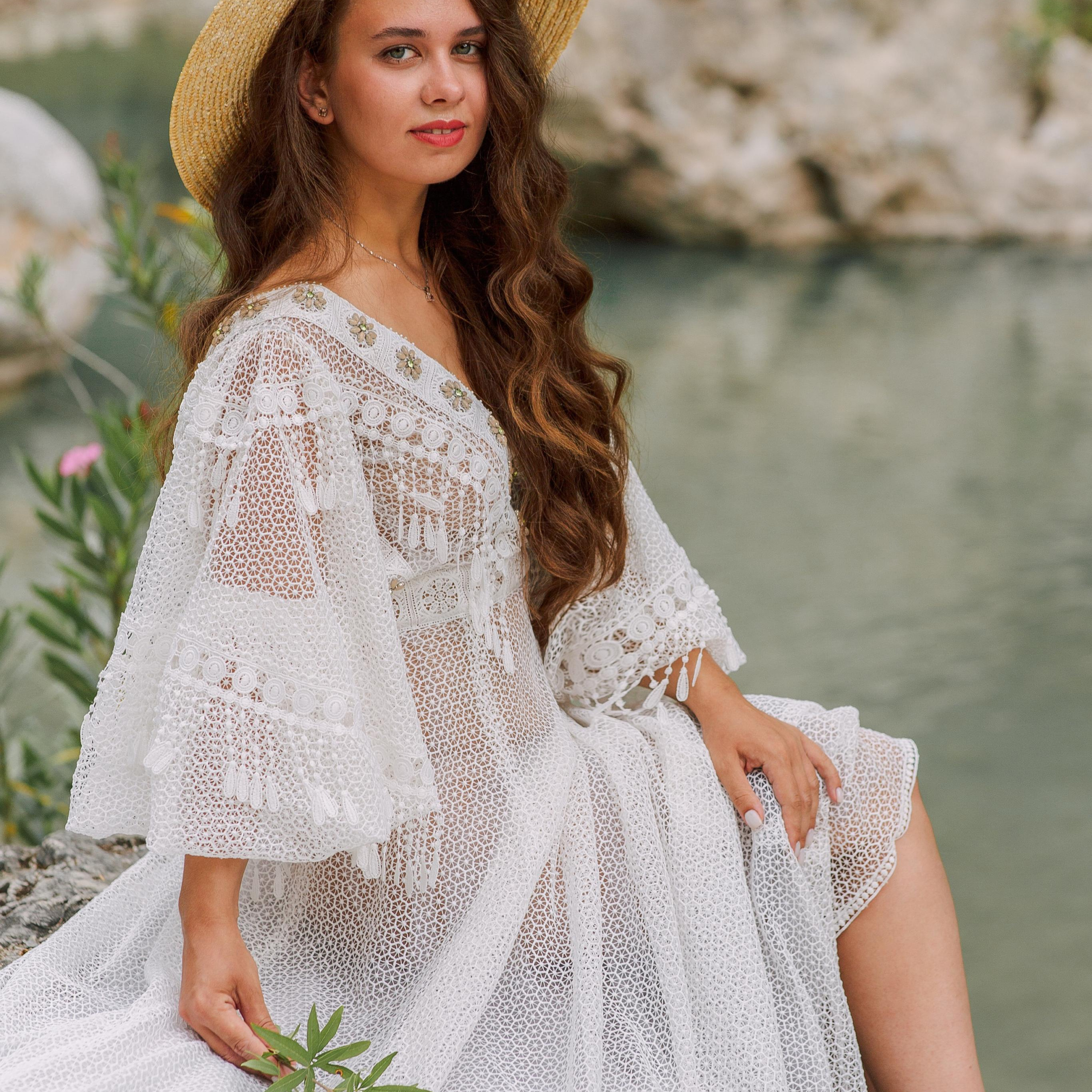 Love story in Goynuk canyon. Alsu Develi, Photographer in Turkey, Alanya, Side, Belek, Antalya, Kemer, Turkiye. Photoshooting in Alanya. Photosession in Belek, Side