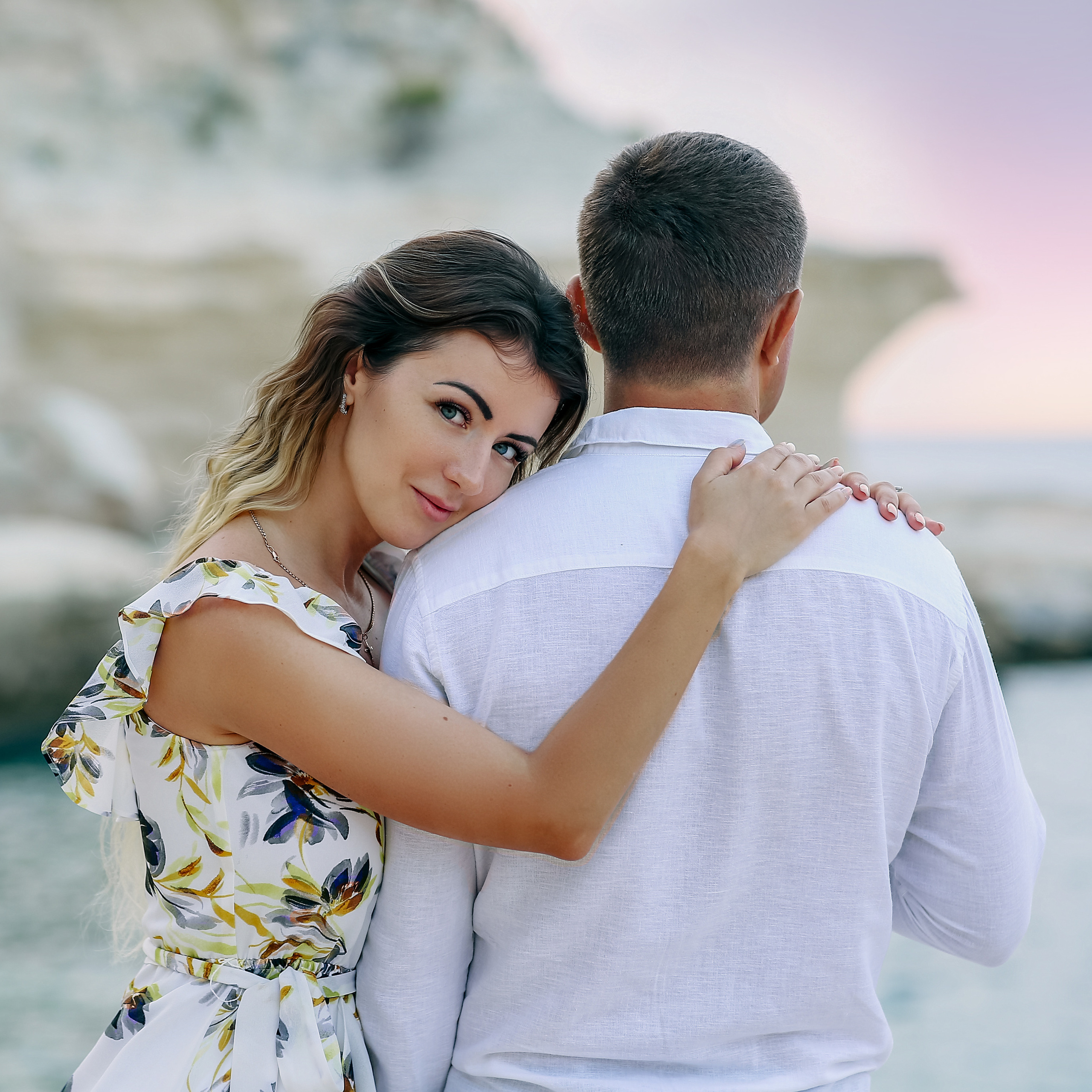 Фотосессия для пары в Мерсин. Алсу Девели. Фотограф в Алании в Турции, Аланья, Сиде, Белек, Анталия, Кемер, Конаклы, Окурджалар. Фотосъемки в Алании. Фотосессия в Алания