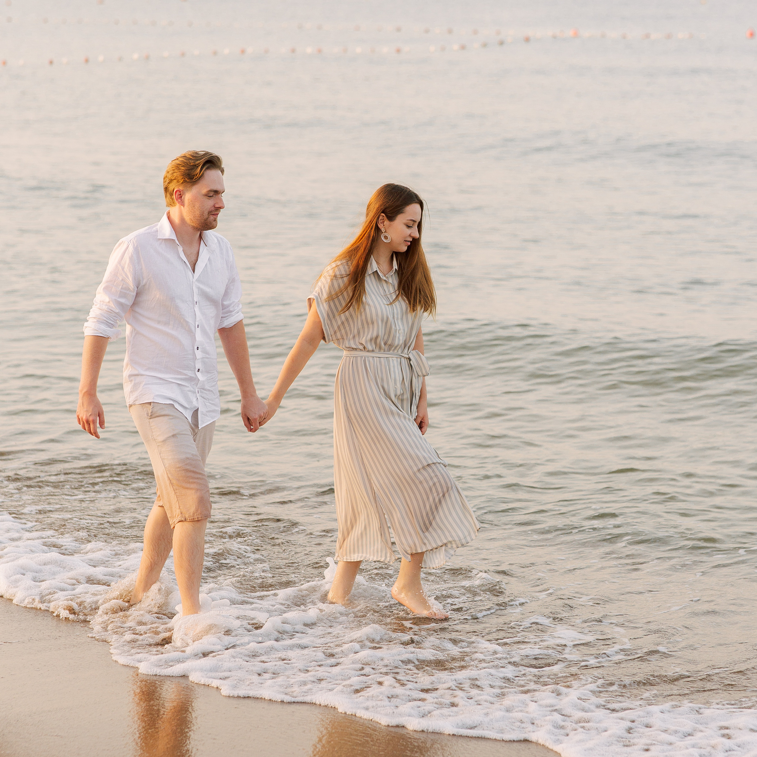 Sunrise. Love Story on the beach in Side. Alsu Develi, Photographer in Turkey, Alanya, Side, Belek, Antalya, Kemer, Turkiye. Photoshooting in Alanya. Photosession in Belek, Side