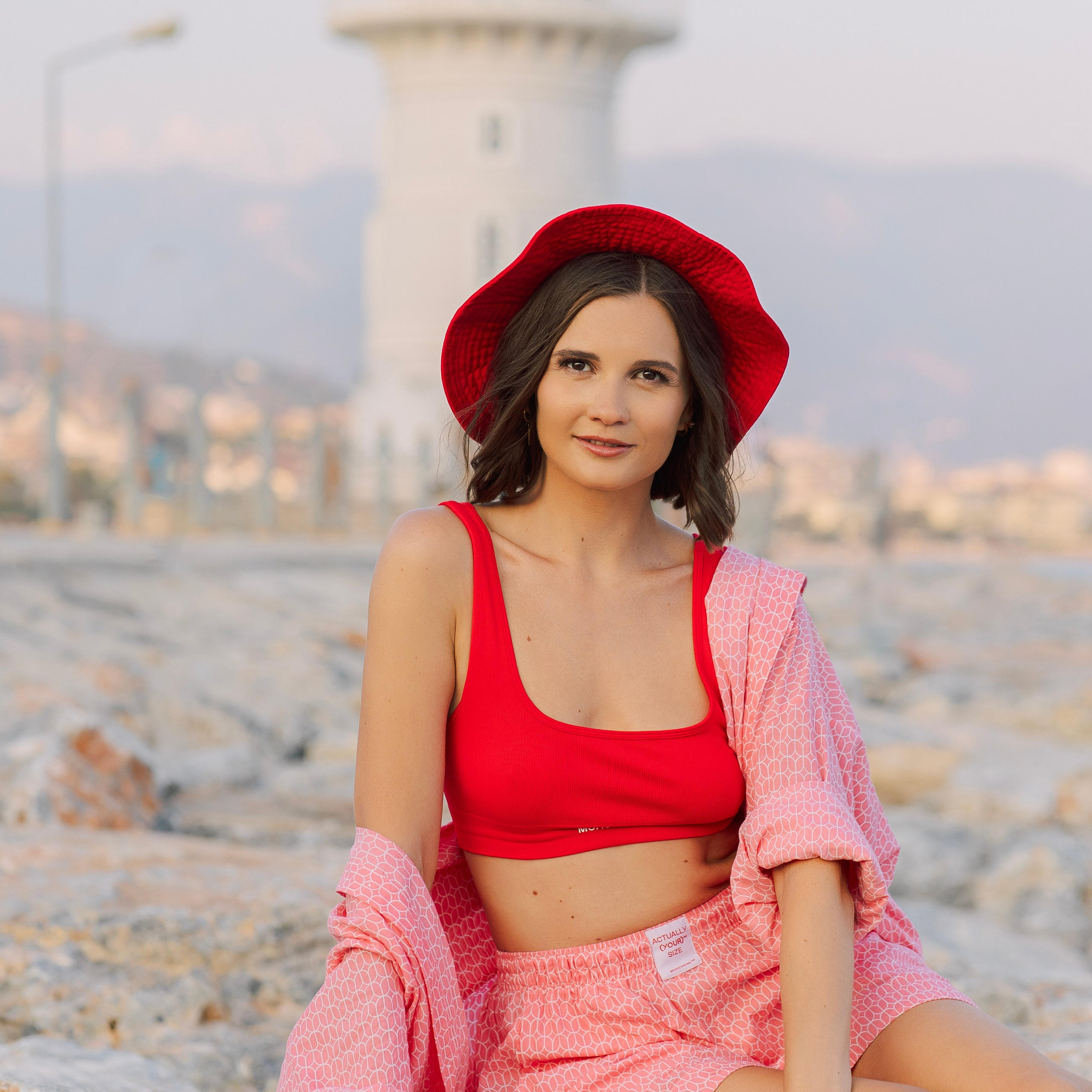 Individual photo session in the streets and port of Alanya. Alsu Develi, Photographer in Turkey, Alanya, Side, Belek, Antalya, Kemer, Turkiye. Photoshooting in Alanya. Photosession in Belek, Side