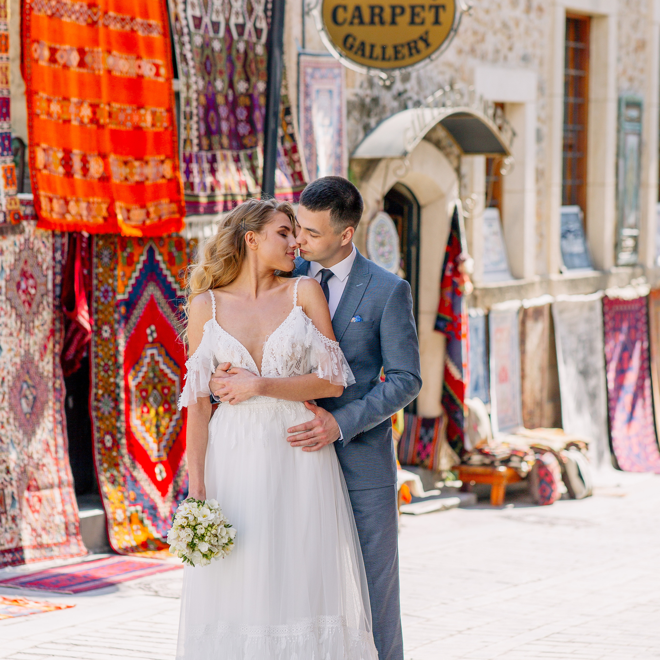 Wedding photo session in Kaleici, Antalya. Alsu Develi, Photographer in Turkey, Alanya, Side, Belek, Antalya, Kemer, Turkiye. Photoshooting in Alanya. Photosession in Belek, Side