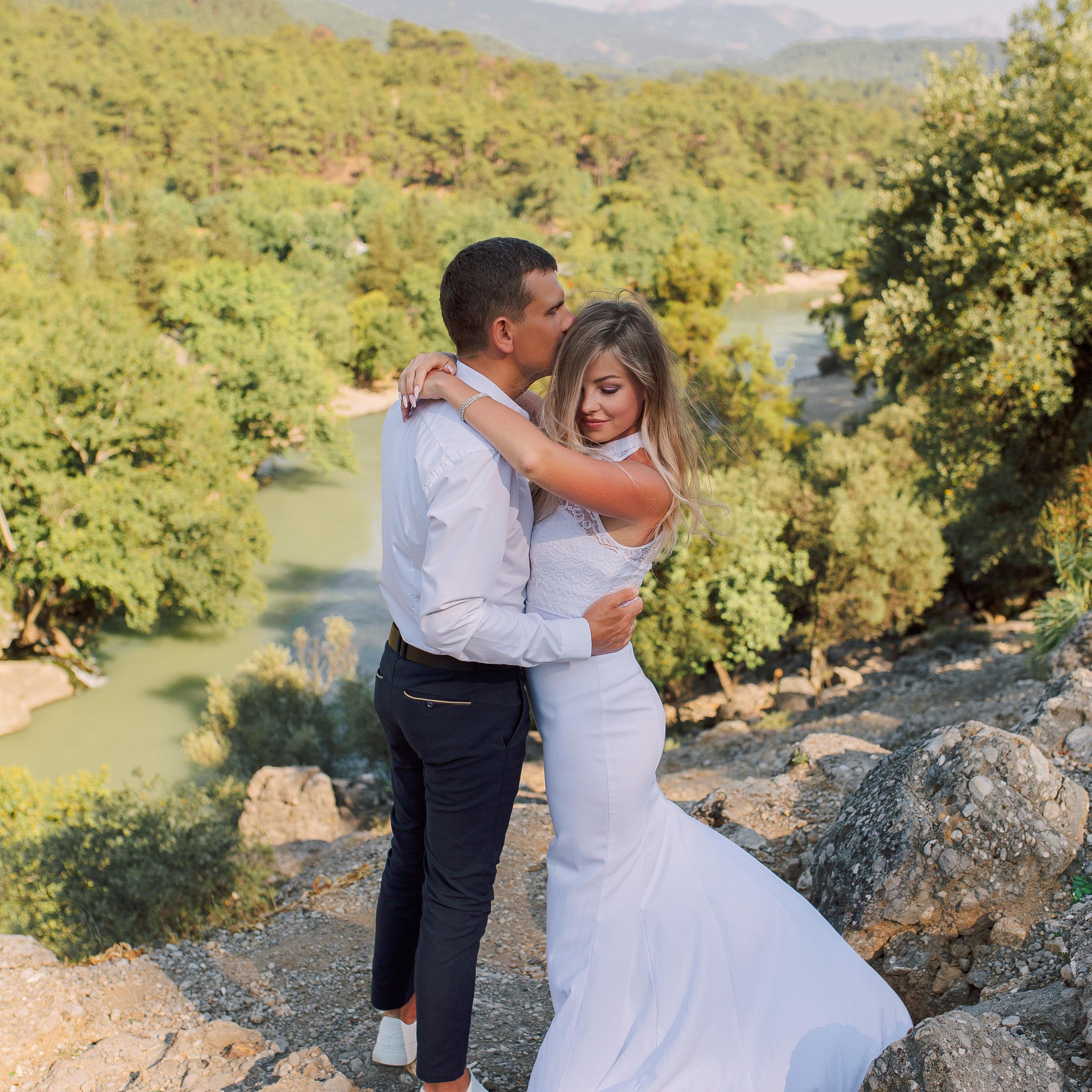 Wedding photo session on the Tazy canyon. Alsu Develi, Photographer in Turkey, Alanya, Side, Belek, Antalya, Kemer, Turkiye. Photoshooting in Alanya. Photosession in Belek, Side