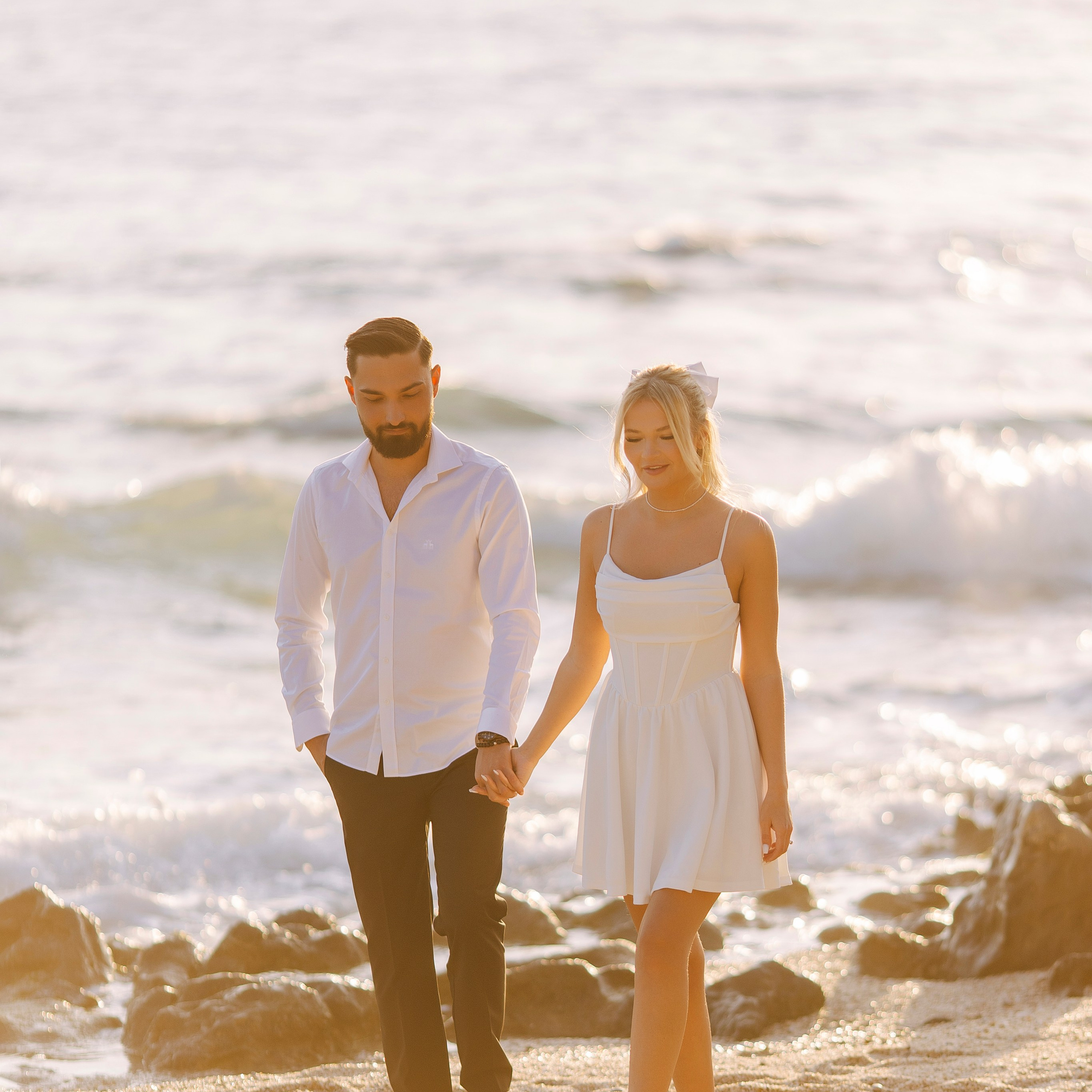 Фотосессия на пляже для пар. Алсу Девели. Фотограф в Алании в Турции, Аланья, Сиде, Белек, Анталия, Кемер, Конаклы, Окурджалар. Фотосъемки в Алании. Фотосессия в Алания