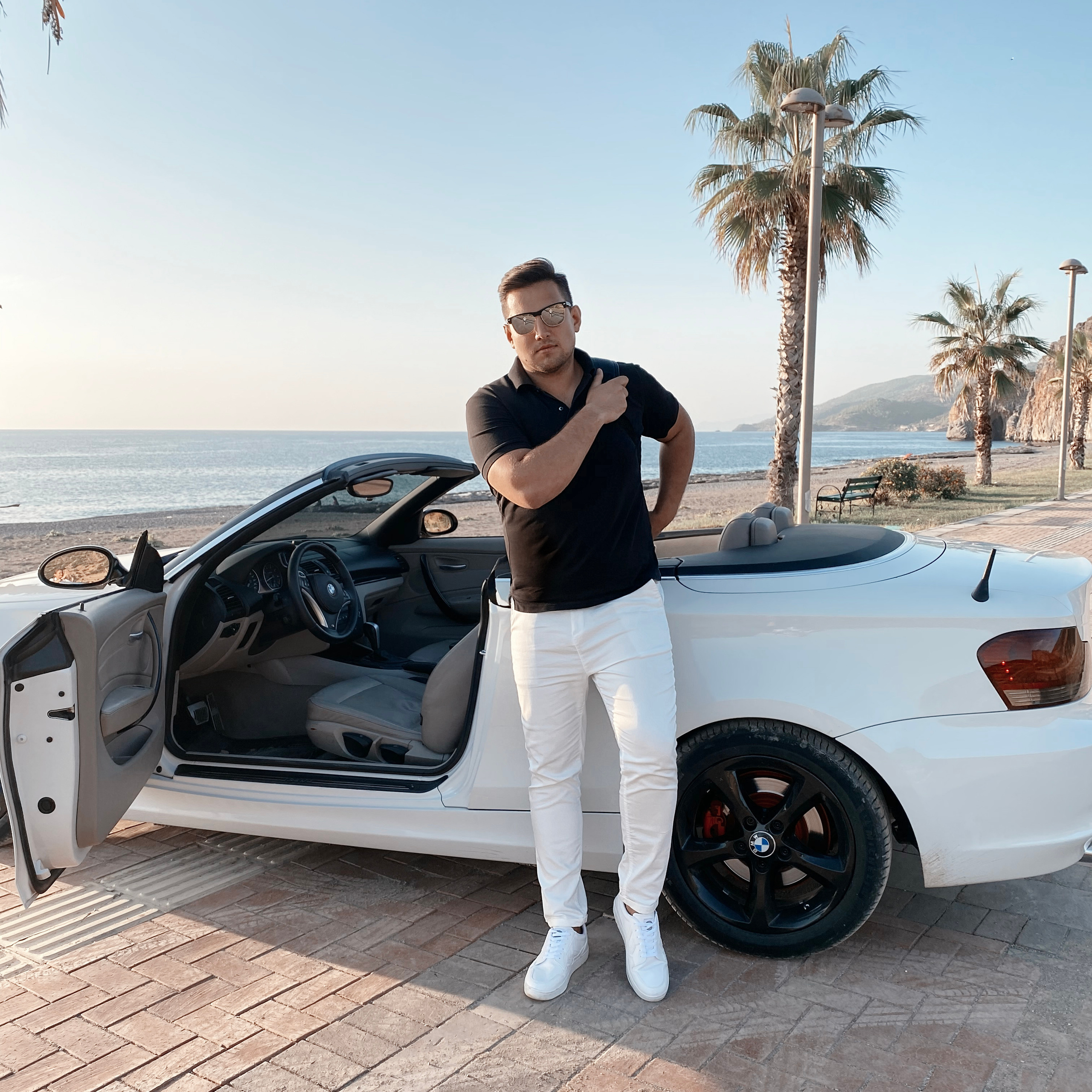 Filming for content with a cabriolet. Alsu Develi, Photographer in Turkey, Alanya, Side, Belek, Antalya, Kemer, Turkiye. Photoshooting in Alanya. Photosession in Belek, Side