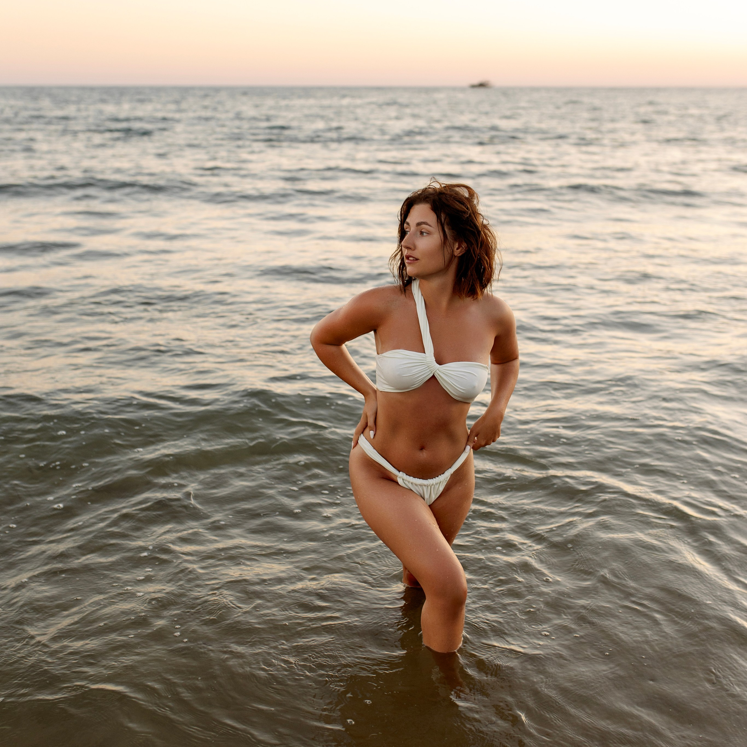 Закат. Индивидуальная фотосессия на пляже в Сиде…. Алсу Девели. Фотограф в Алании в Турции, Аланья, Сиде, Белек, Анталия, Кемер, Конаклы, Окурджалар. Фотосъемки в Алании. Фотосессия в Алания