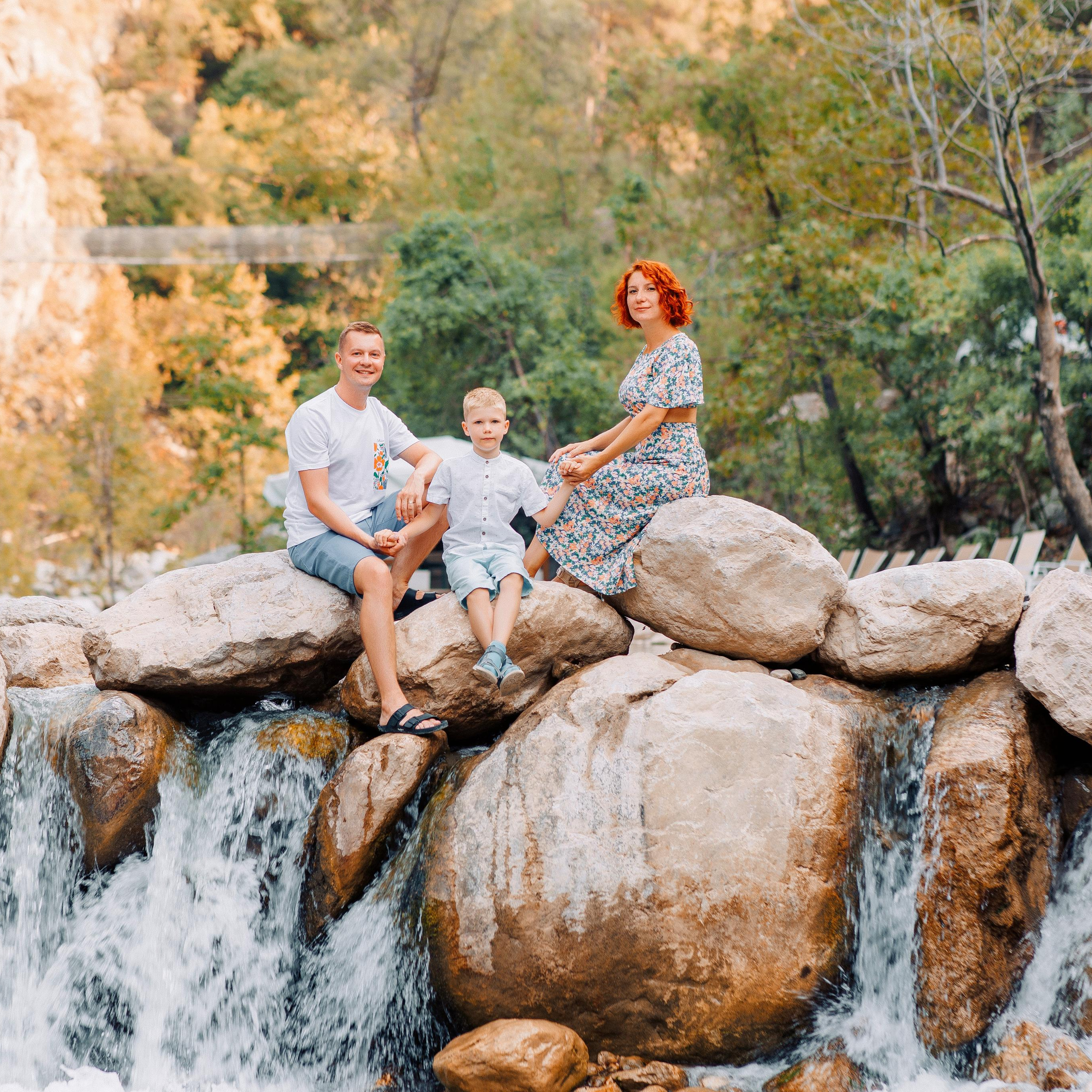 Семейная фотосессия в Кемере, каньон и пляж. Алсу Девели. Фотограф в Алании в Турции, Аланья, Сиде, Белек, Анталия, Кемер, Конаклы, Окурджалар. Фотосъемки в Алании. Фотосессия в Алания