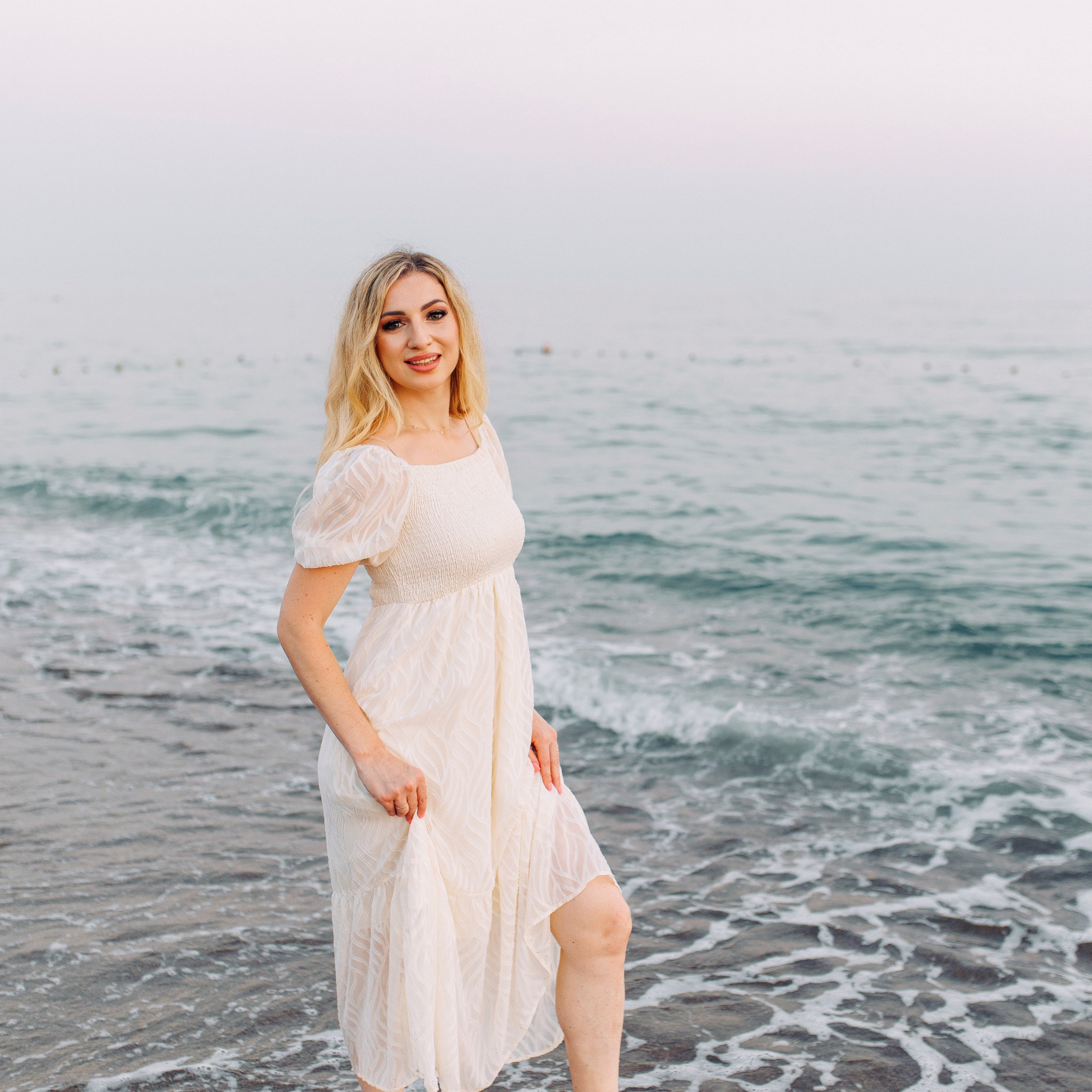 . Семейная фотосессия на пляже в Белеке. Алсу Девели. Фотограф в Алании в Турции, Аланья, Сиде, Белек, Анталия, Кемер, Конаклы, Окурджалар. Фотосъемки в Алании. Фотосессия в Алания