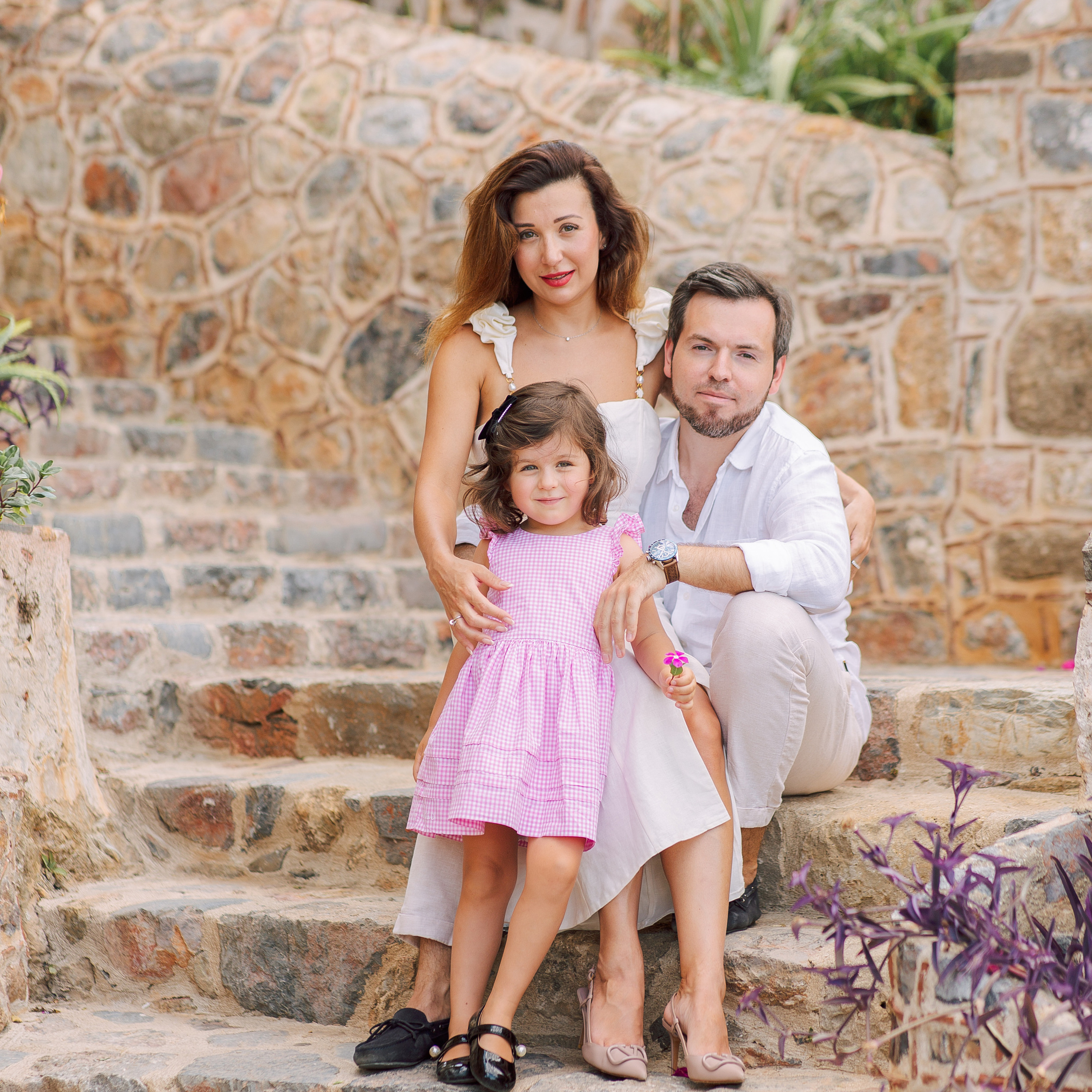 Красивая семейная съемка у крепости Алании. Алсу Девели. Фотограф в Алании в Турции, Аланья, Сиде, Белек, Анталия, Кемер, Конаклы, Окурджалар. Фотосъемки в Алании. Фотосессия в Алания