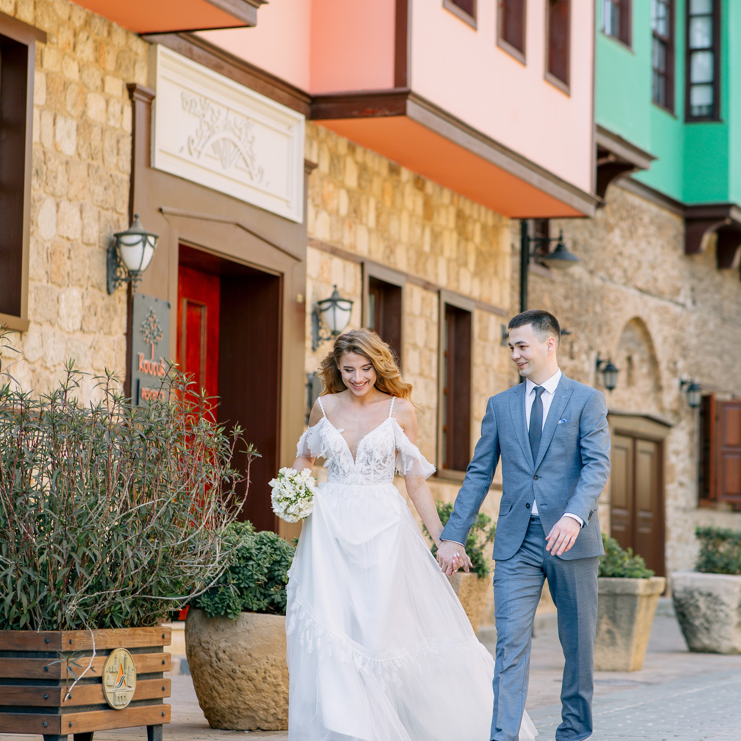 Wedding photo session in Kaleici, Antalya. Alsu Develi, Photographer in Turkey, Alanya, Side, Belek, Antalya, Kemer, Turkiye. Photoshooting in Alanya. Photosession in Belek, Side