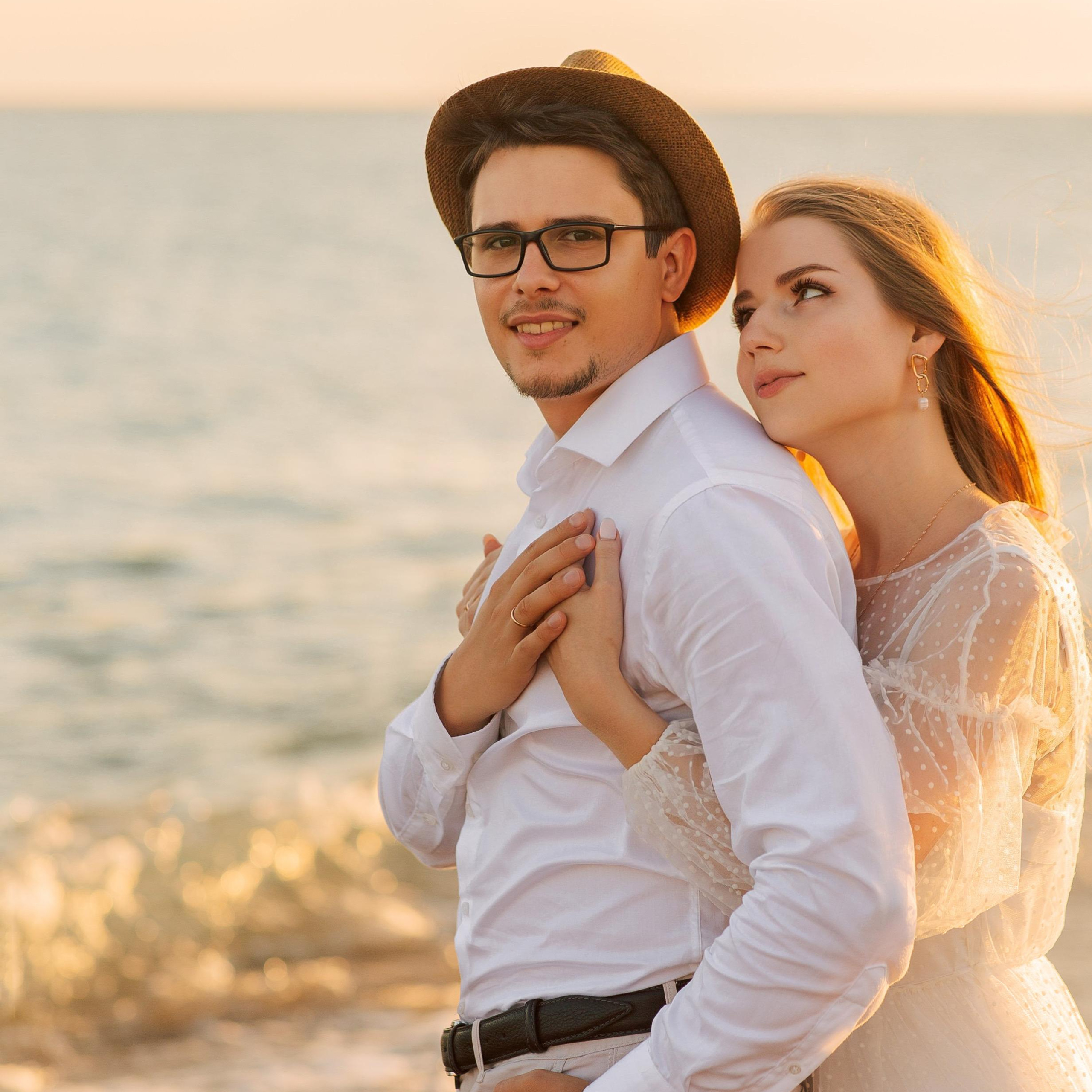 Wedding photo shoot on the beach in Belek. Alsu Develi, Photographer in Turkey, Alanya, Side, Belek, Antalya, Kemer, Turkiye. Photoshooting in Alanya. Photosession in Belek, Side