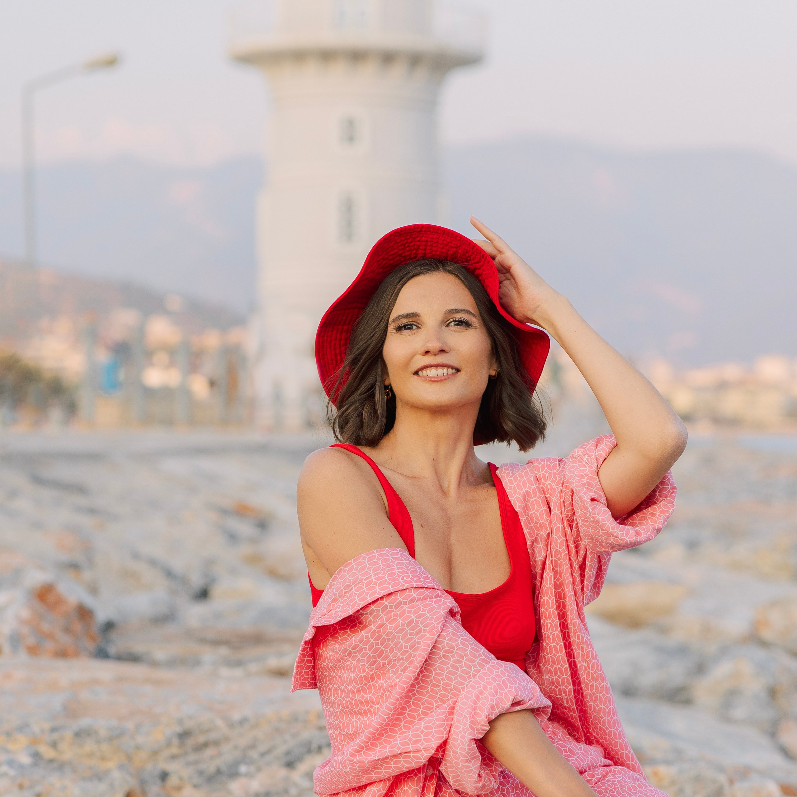 Individual photo session in the streets and port of Alanya. Alsu Develi, Photographer in Turkey, Alanya, Side, Belek, Antalya, Kemer, Turkiye. Photoshooting in Alanya. Photosession in Belek, Side