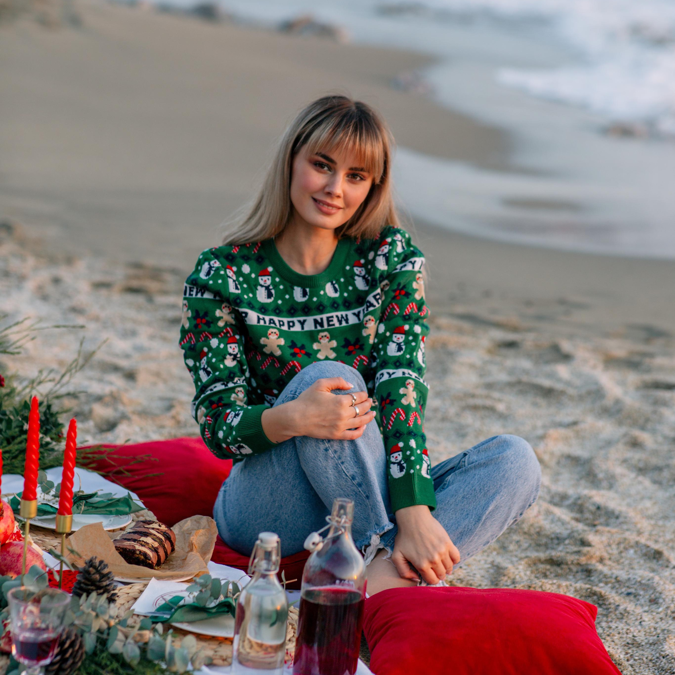 Новогодняя фотосессия на пляже. Алсу Девели. Фотограф в Алании в Турции, Аланья, Сиде, Белек, Анталия, Кемер, Конаклы, Окурджалар. Фотосъемки в Алании. Фотосессия в Алания