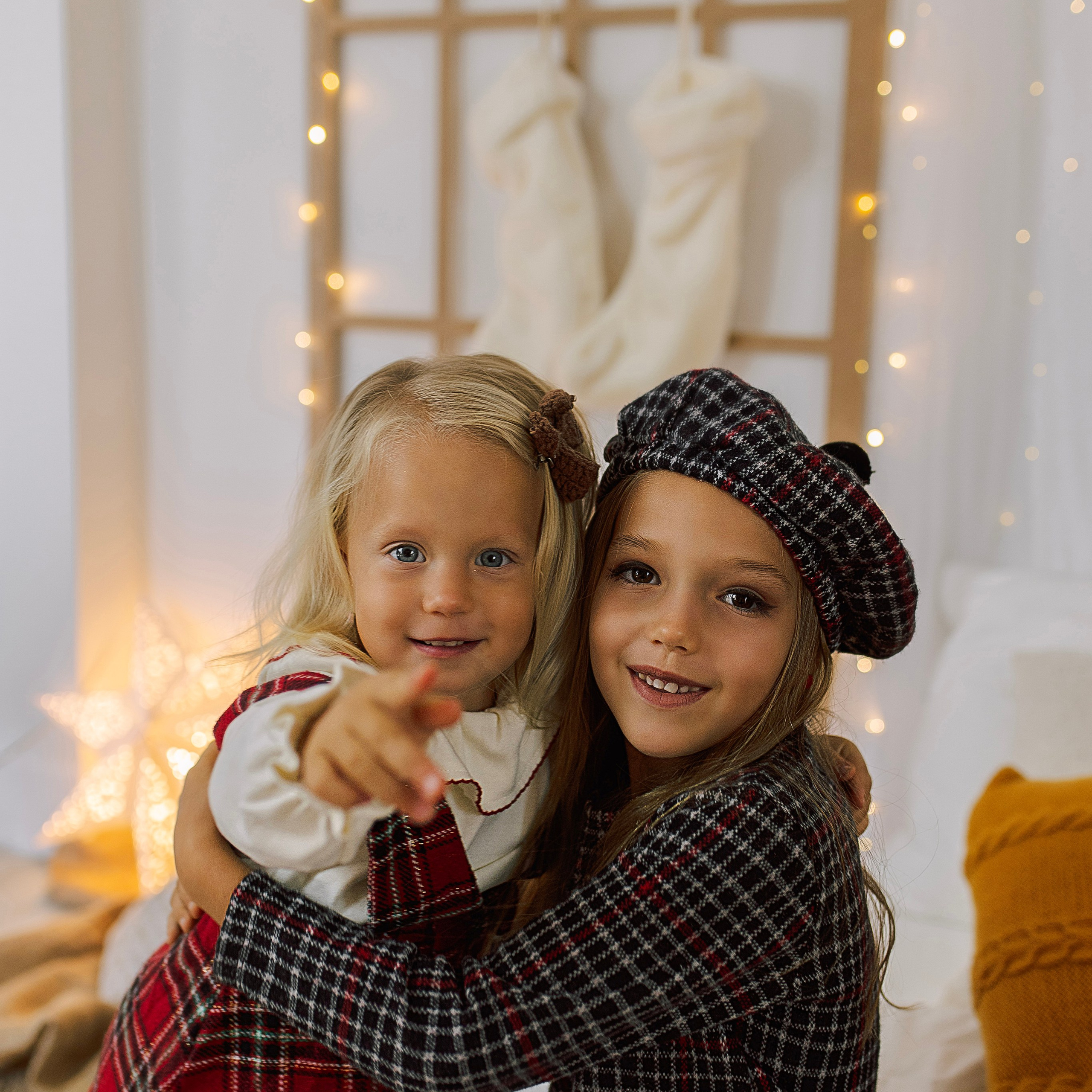 New Year’s family photo shoot…. Alsu Develi, Photographer in Turkey, Alanya, Side, Belek, Antalya, Kemer, Turkiye. Photoshooting in Alanya. Photosession in Belek, Side