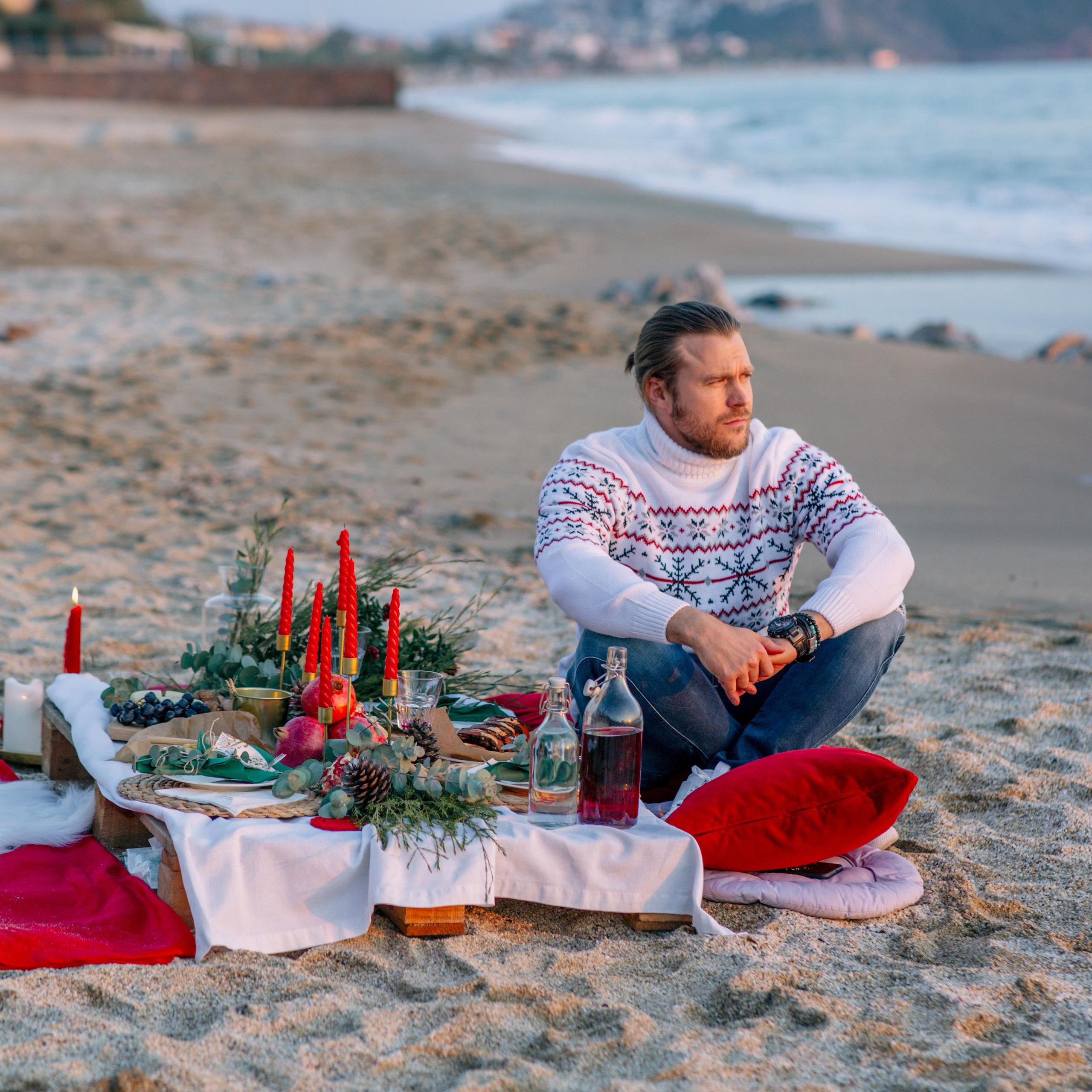Новогодняя фотосессия на пляже. Алсу Девели. Фотограф в Алании в Турции, Аланья, Сиде, Белек, Анталия, Кемер, Конаклы, Окурджалар. Фотосъемки в Алании. Фотосессия в Алания