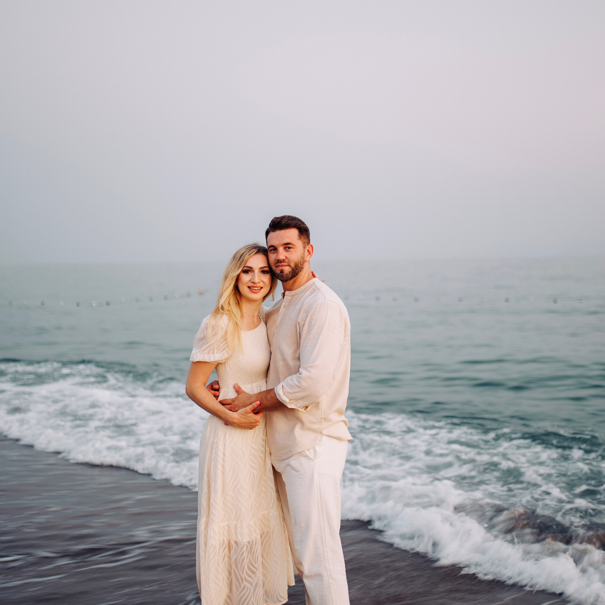 . Семейная фотосессия на пляже в Белеке. Алсу Девели. Фотограф в Алании в Турции, Аланья, Сиде, Белек, Анталия, Кемер, Конаклы, Окурджалар. Фотосъемки в Алании. Фотосессия в Алания