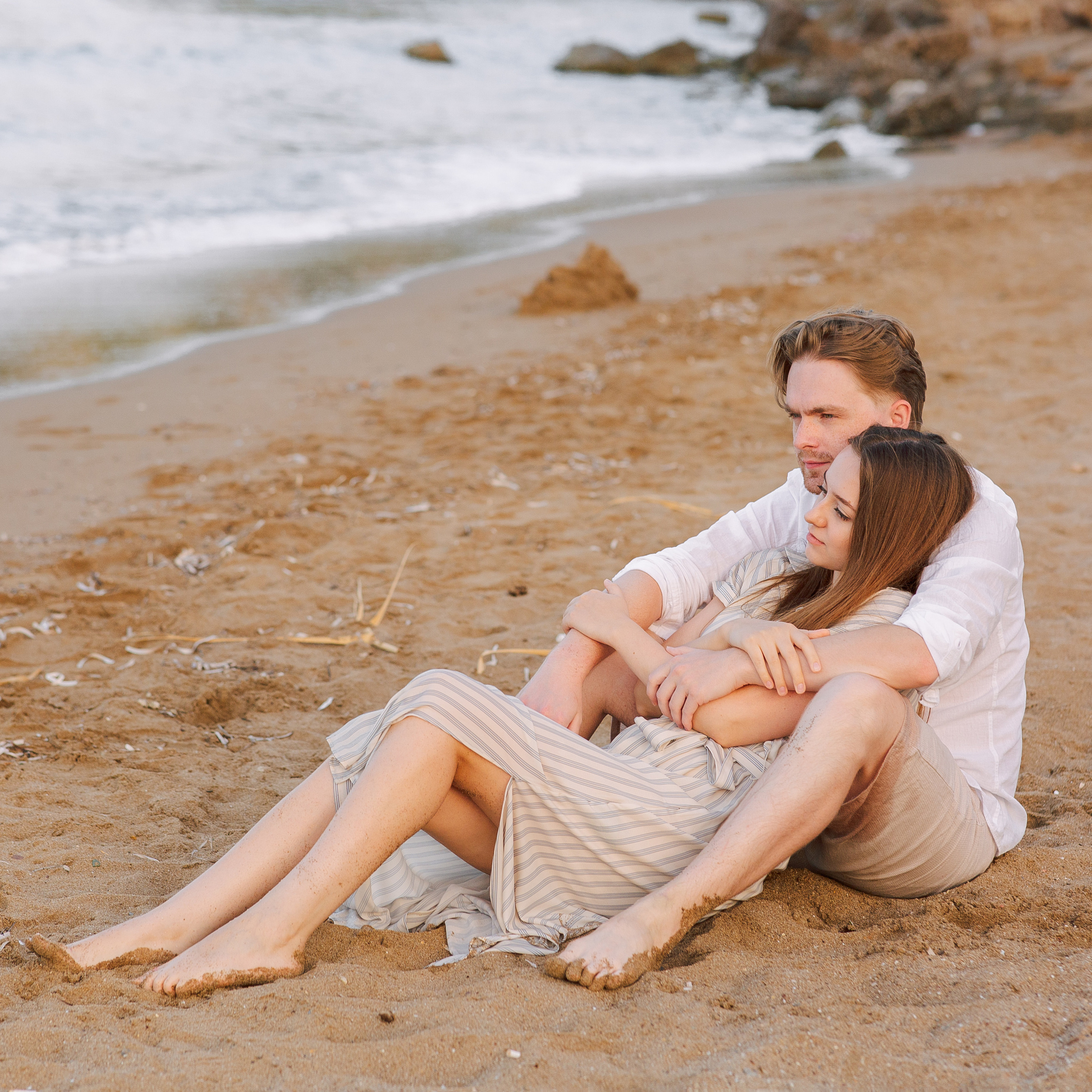 Sunrise. Love Story on the beach in Side. Alsu Develi, Photographer in Turkey, Alanya, Side, Belek, Antalya, Kemer, Turkiye. Photoshooting in Alanya. Photosession in Belek, Side