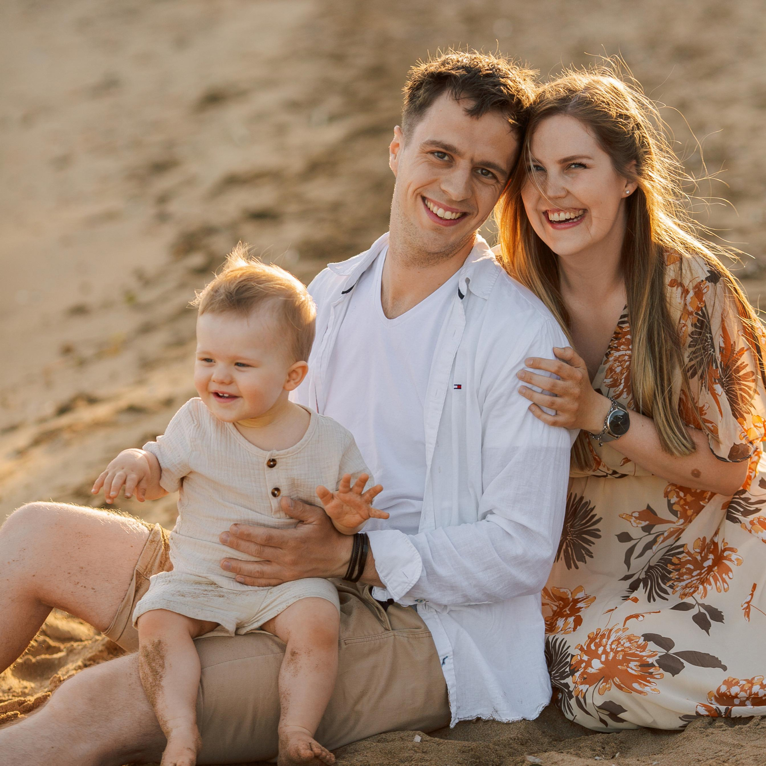 .Пляж. Закат.Семейная фотосессия на пляже в Сиде на закате. Алсу Девели. Фотограф в Алании в Турции, Аланья, Сиде, Белек, Анталия, Кемер, Конаклы, Окурджалар. Фотосъемки в Алании. Фотосессия в Алания