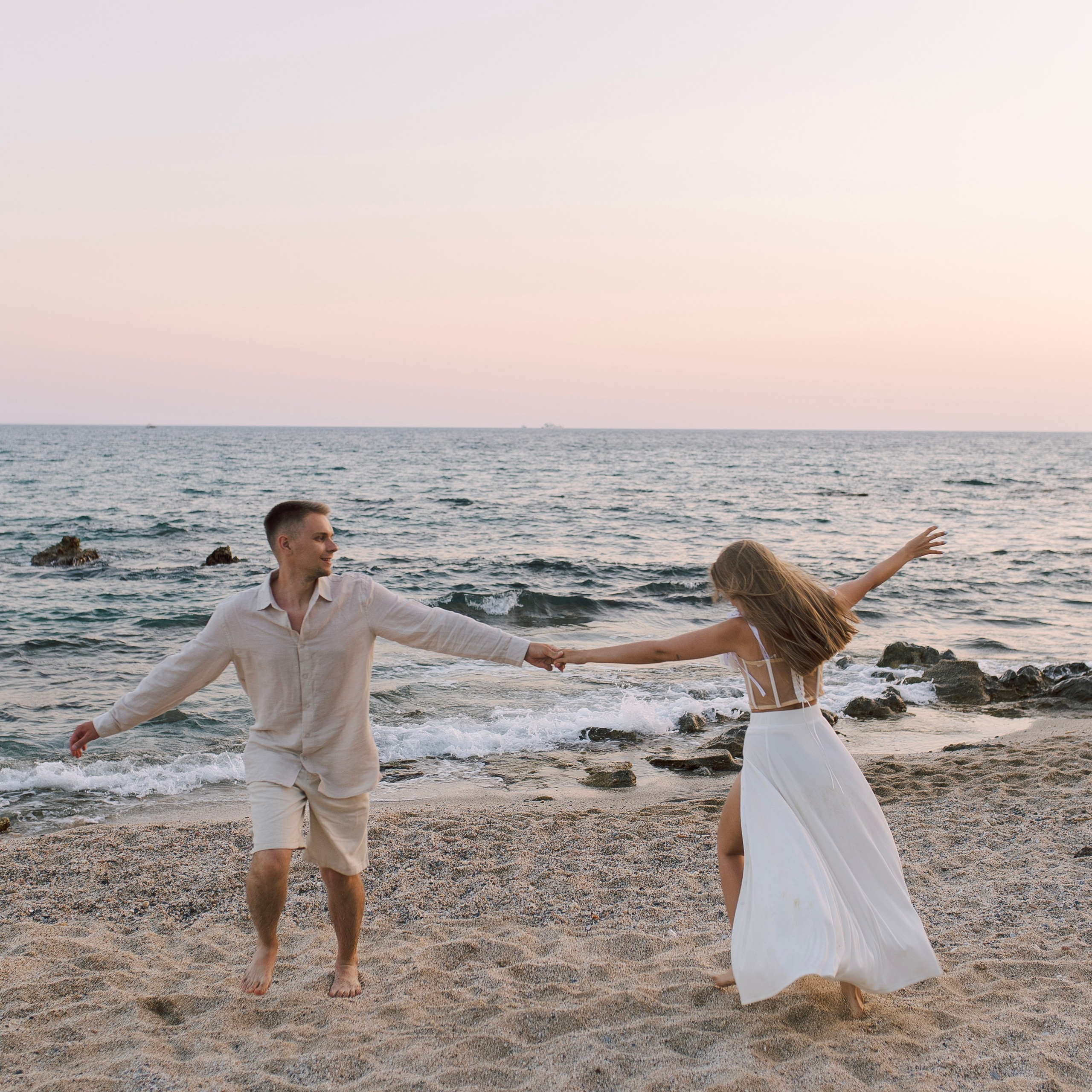 Пляж. Love story на пляже клеопатры на закате. Аланья. Алсу Девели. Фотограф в Алании в Турции, Аланья, Сиде, Белек, Анталия, Кемер, Конаклы, Окурджалар. Фотосъемки в Алании. Фотосессия в Алания