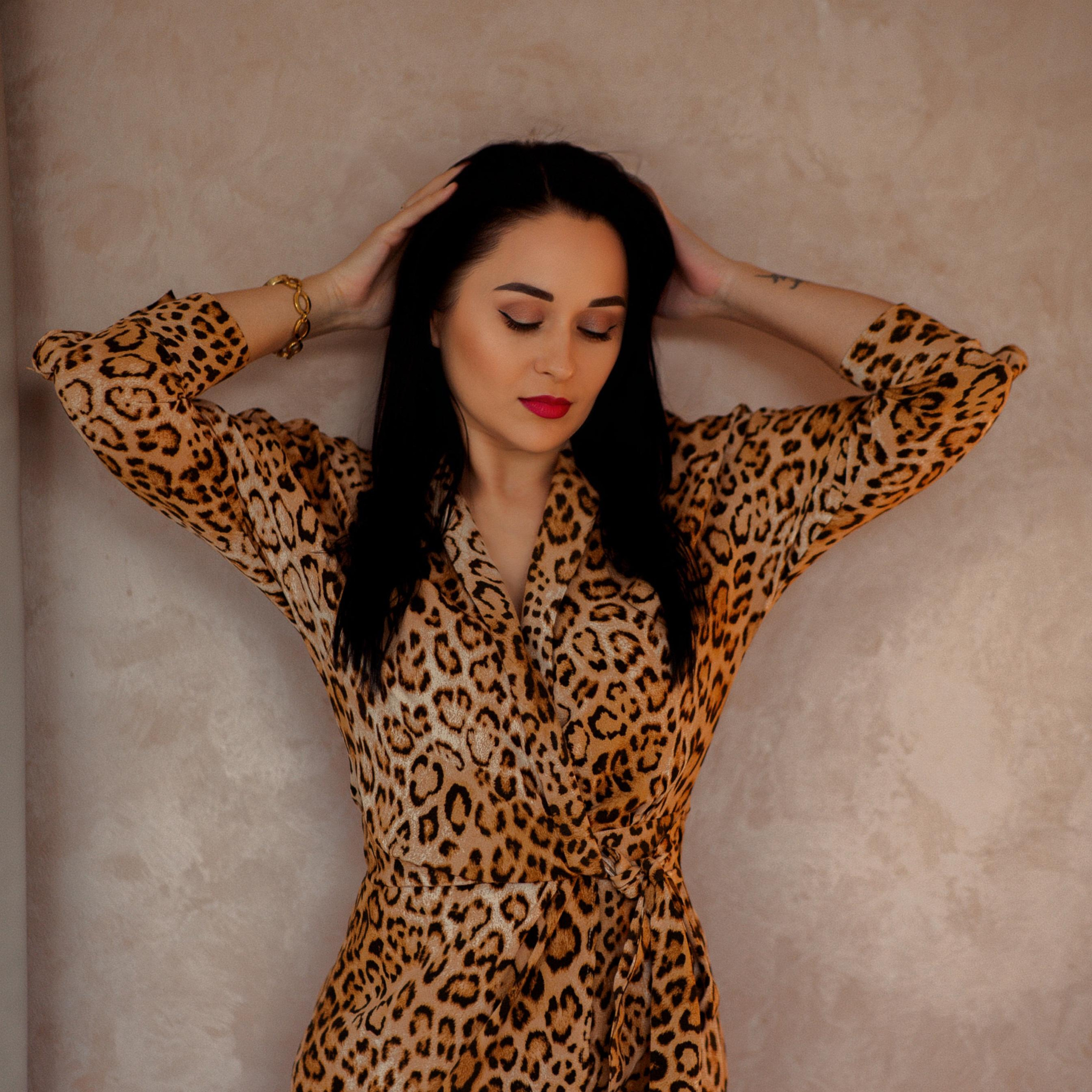 “Photosynthesis” individual photo session in a photo studio. Alsu Develi, Photographer in Turkey, Alanya, Side, Belek, Antalya, Kemer, Turkiye. Photoshooting in Alanya. Photosession in Belek, Side