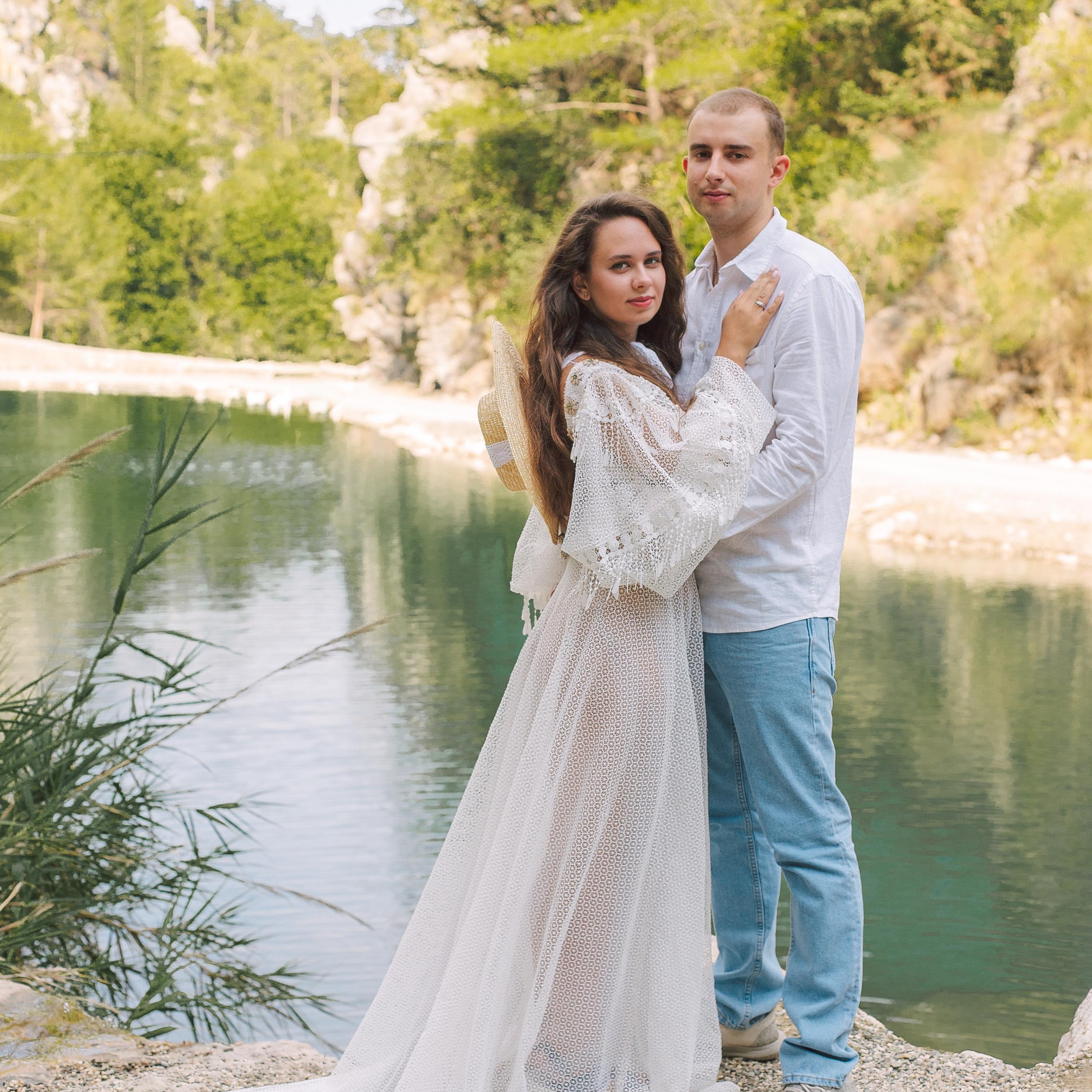 Love story in Goynuk canyon. Alsu Develi, Photographer in Turkey, Alanya, Side, Belek, Antalya, Kemer, Turkiye. Photoshooting in Alanya. Photosession in Belek, Side