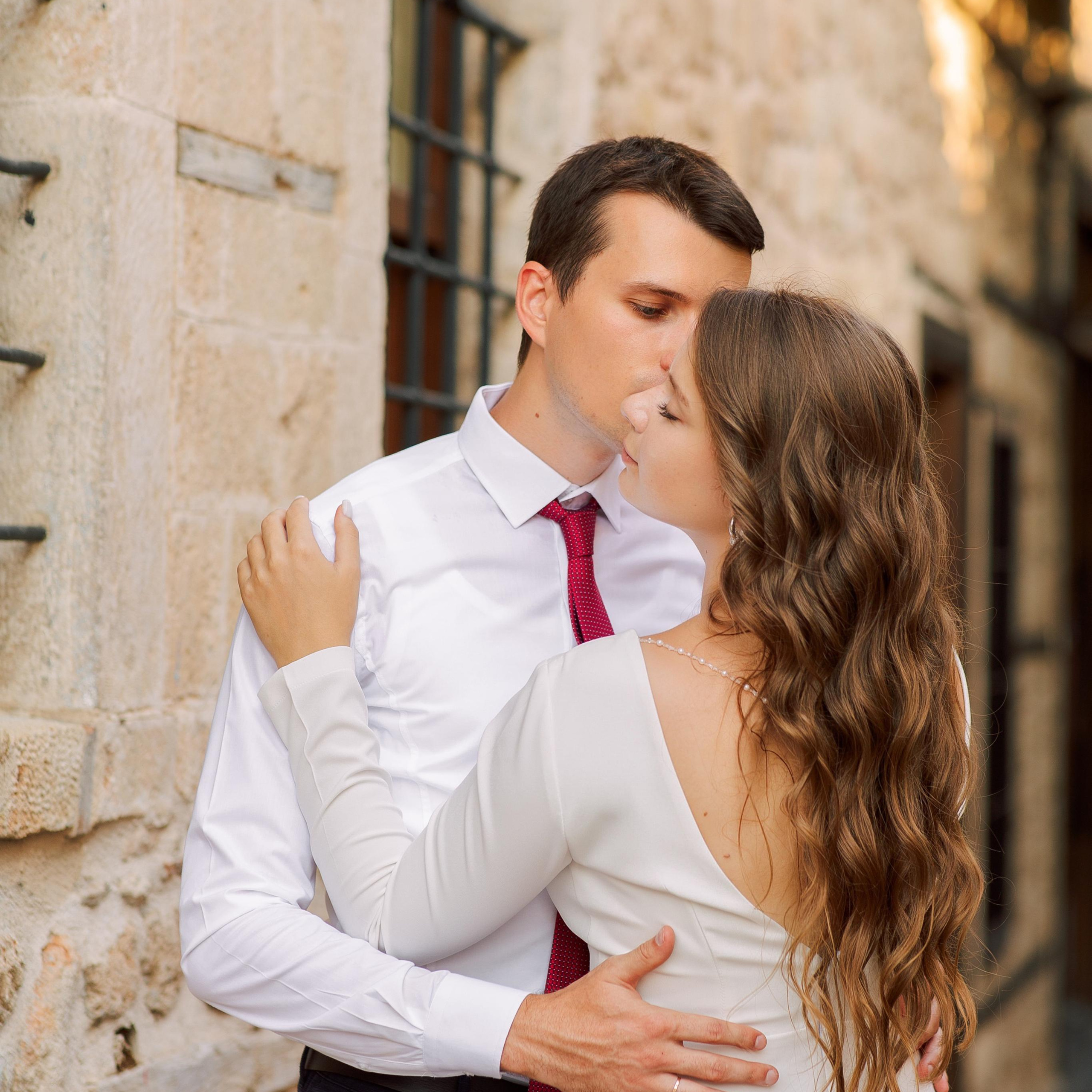 Wedding photo session in Kaleici, Antalya. Alsu Develi, Photographer in Turkey, Alanya, Side, Belek, Antalya, Kemer, Turkiye. Photoshooting in Alanya. Photosession in Belek, Side