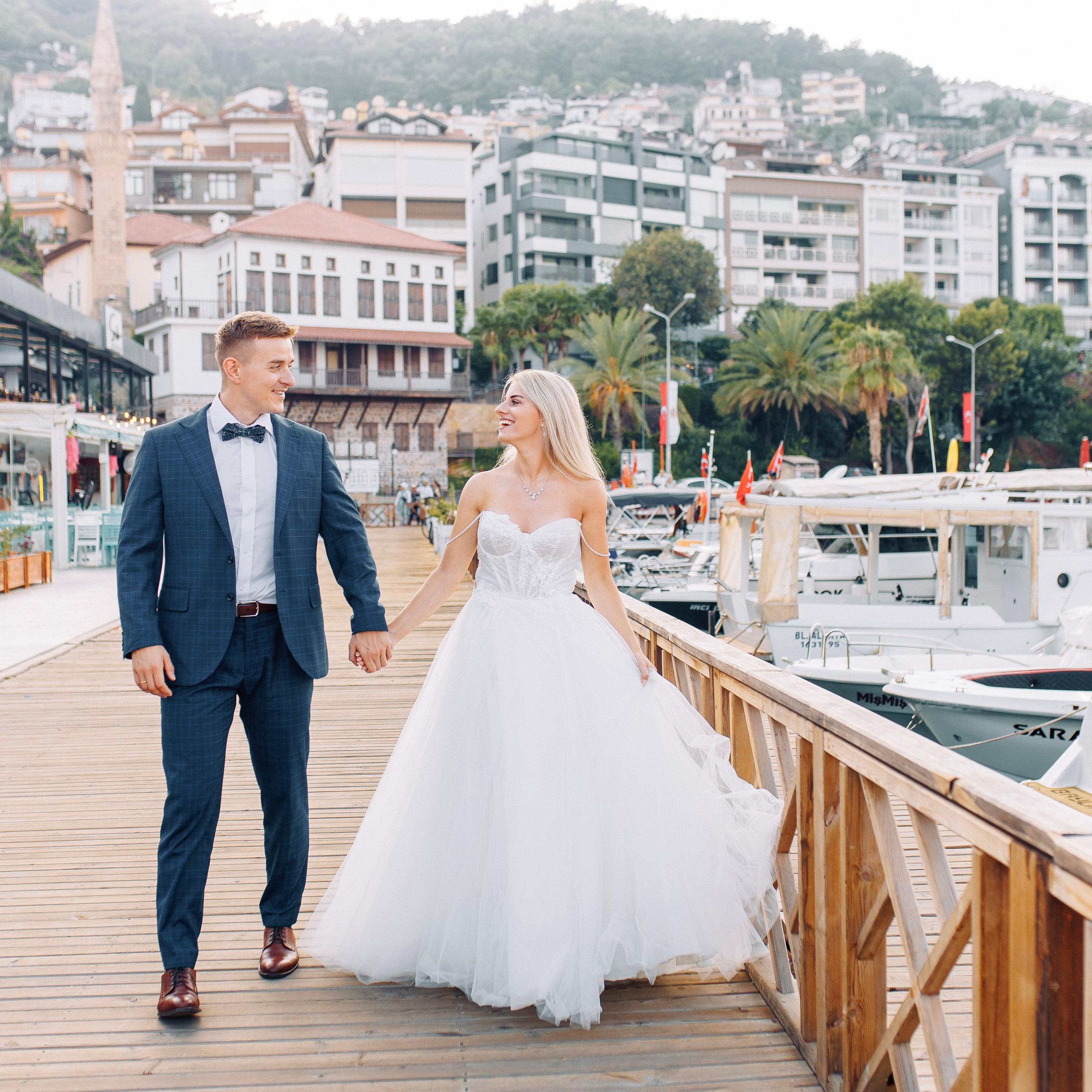 Порт. Свадебная фотосессия. Алсу Девели. Фотограф в Алании в Турции, Аланья, Сиде, Белек, Анталия, Кемер, Конаклы, Окурджалар. Фотосъемки в Алании. Фотосессия в Алания