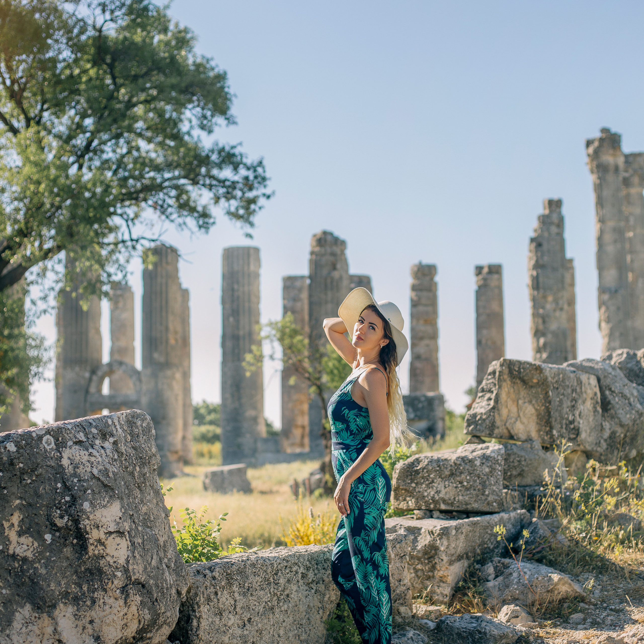 Фотосессия для пары в Мерсин. Алсу Девели. Фотограф в Алании в Турции, Аланья, Сиде, Белек, Анталия, Кемер, Конаклы, Окурджалар. Фотосъемки в Алании. Фотосессия в Алания