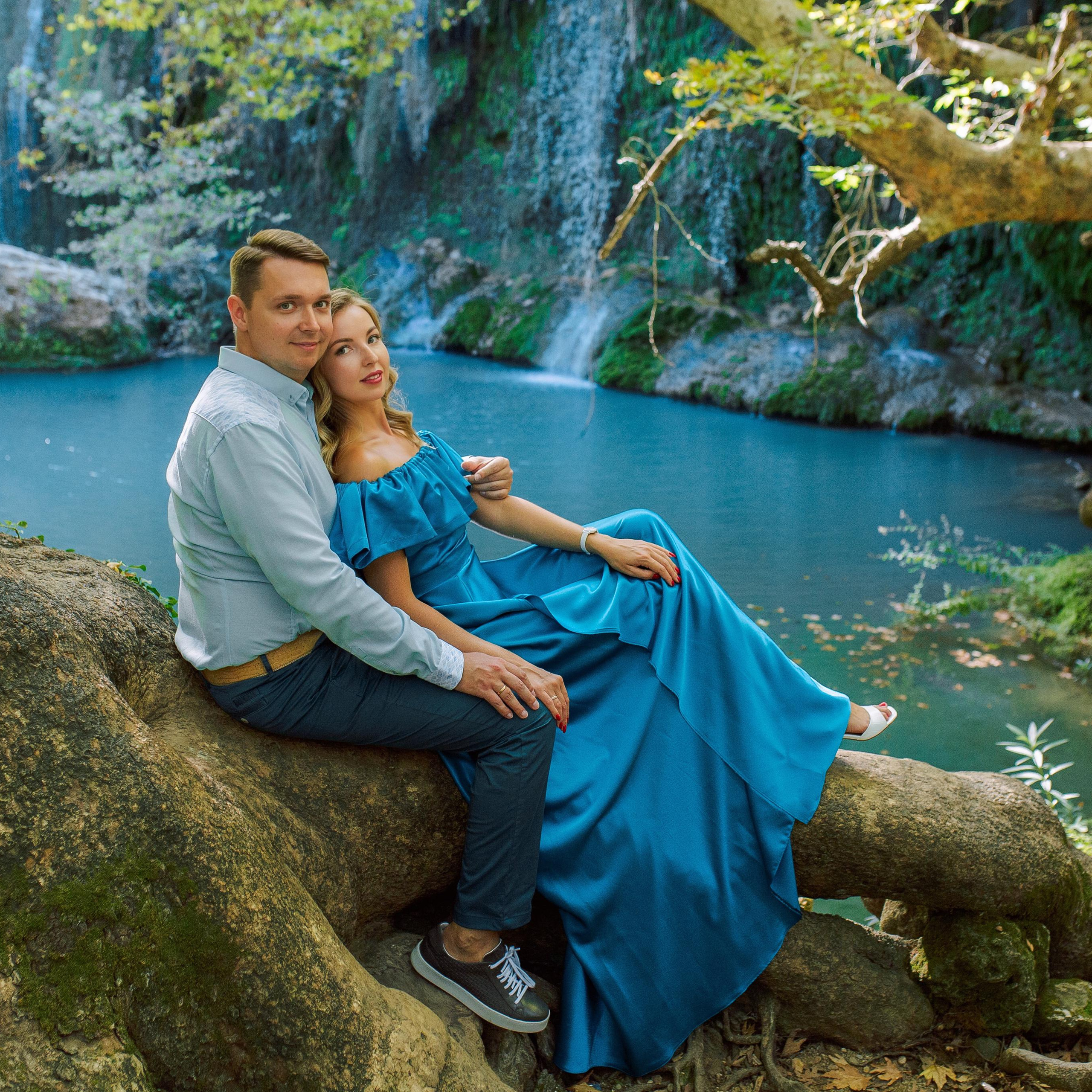 Day. Magic waterfall. Love story photo session of couples. Alsu Develi, Photographer in Turkey, Alanya, Side, Belek, Antalya, Kemer, Turkiye. Photoshooting in Alanya. Photosession in Belek, Side