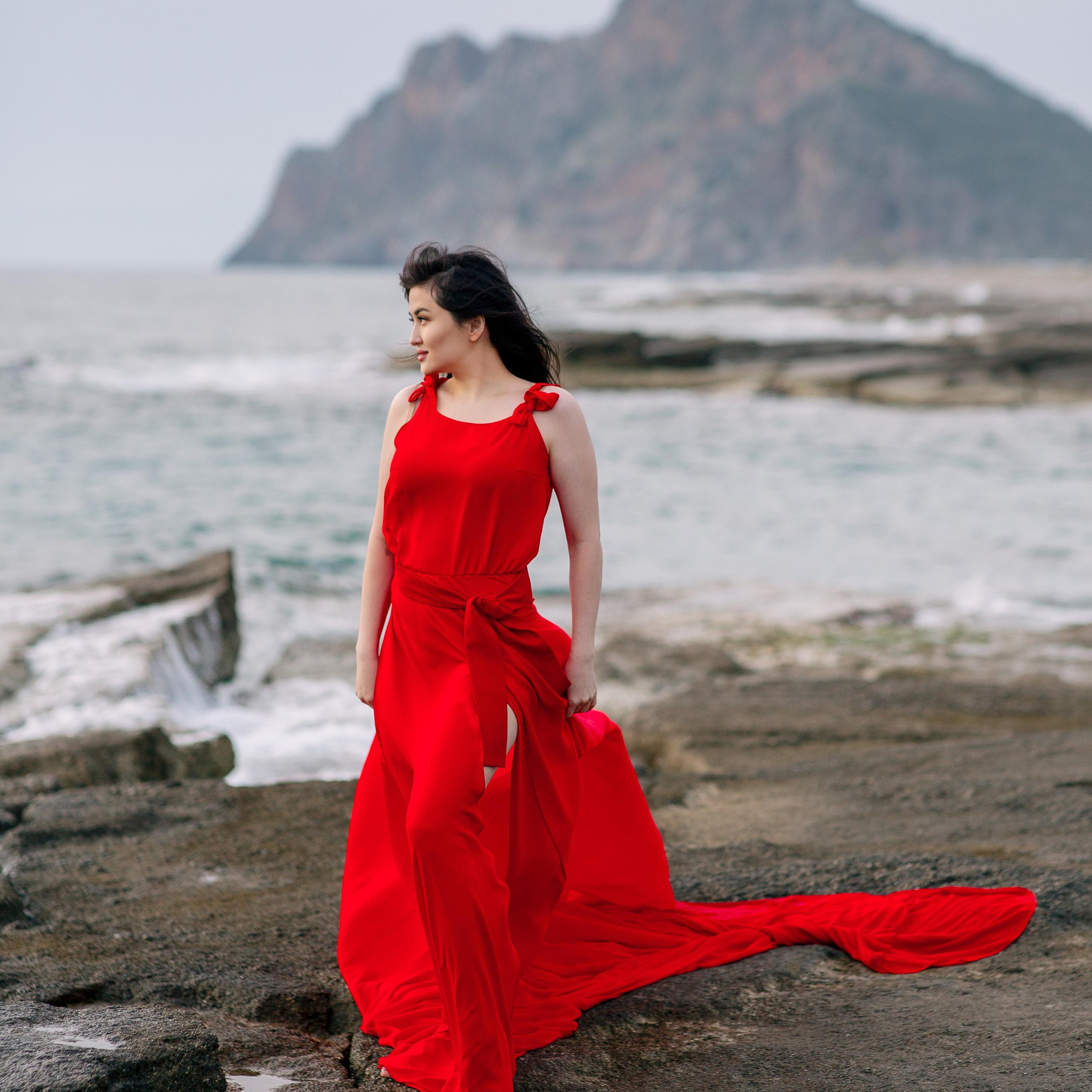 Фотосессия на пляже Кору в летящих платьях аланья. Алсу Девели. Фотограф в Алании в Турции, Аланья, Сиде, Белек, Анталия, Кемер, Конаклы, Окурджалар. Фотосъемки в Алании. Фотосессия в Алания