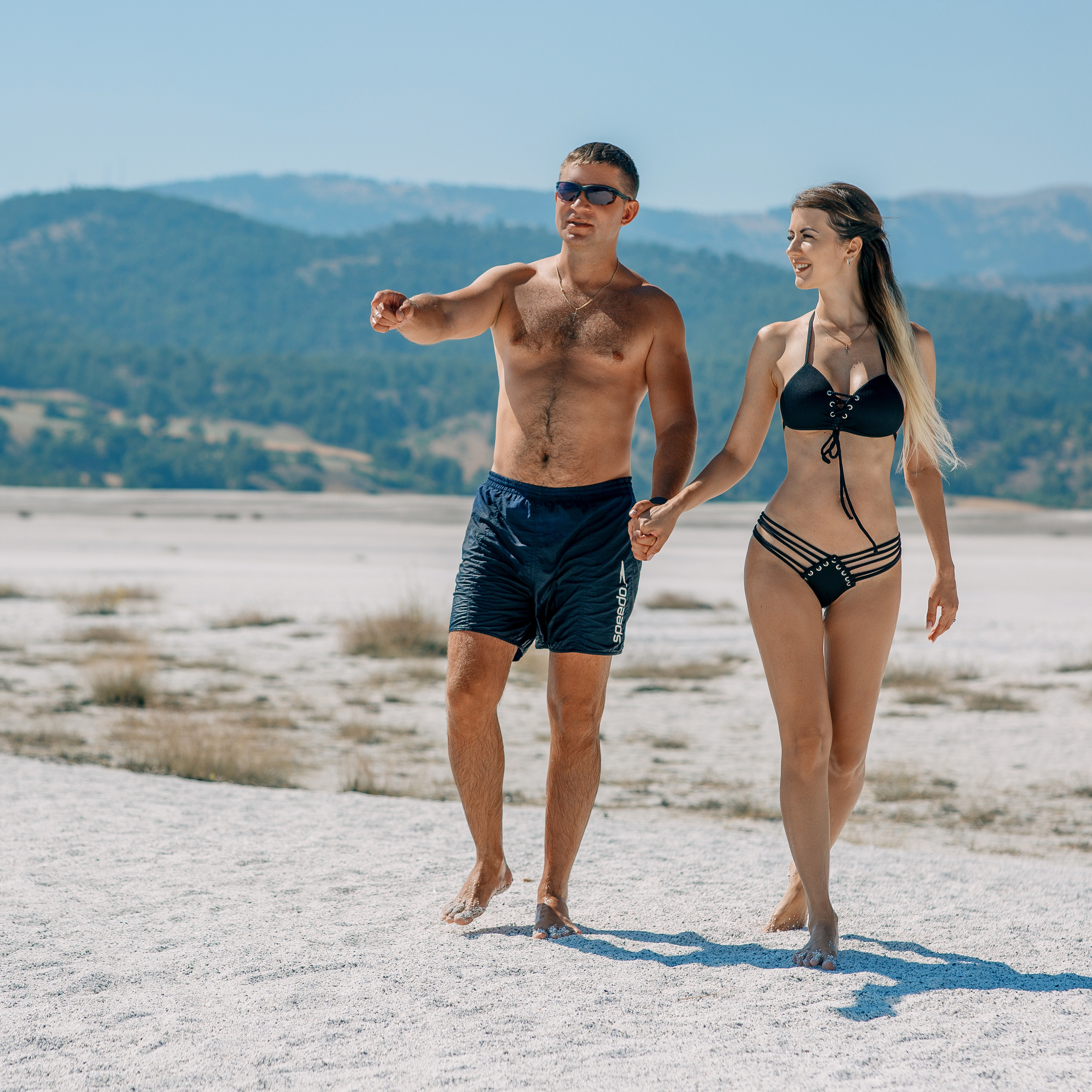 Романтическая съемка на озерe салда. Алсу Девели. Фотограф в Алании в Турции, Аланья, Сиде, Белек, Анталия, Кемер, Конаклы, Окурджалар. Фотосъемки в Алании. Фотосессия в Алания