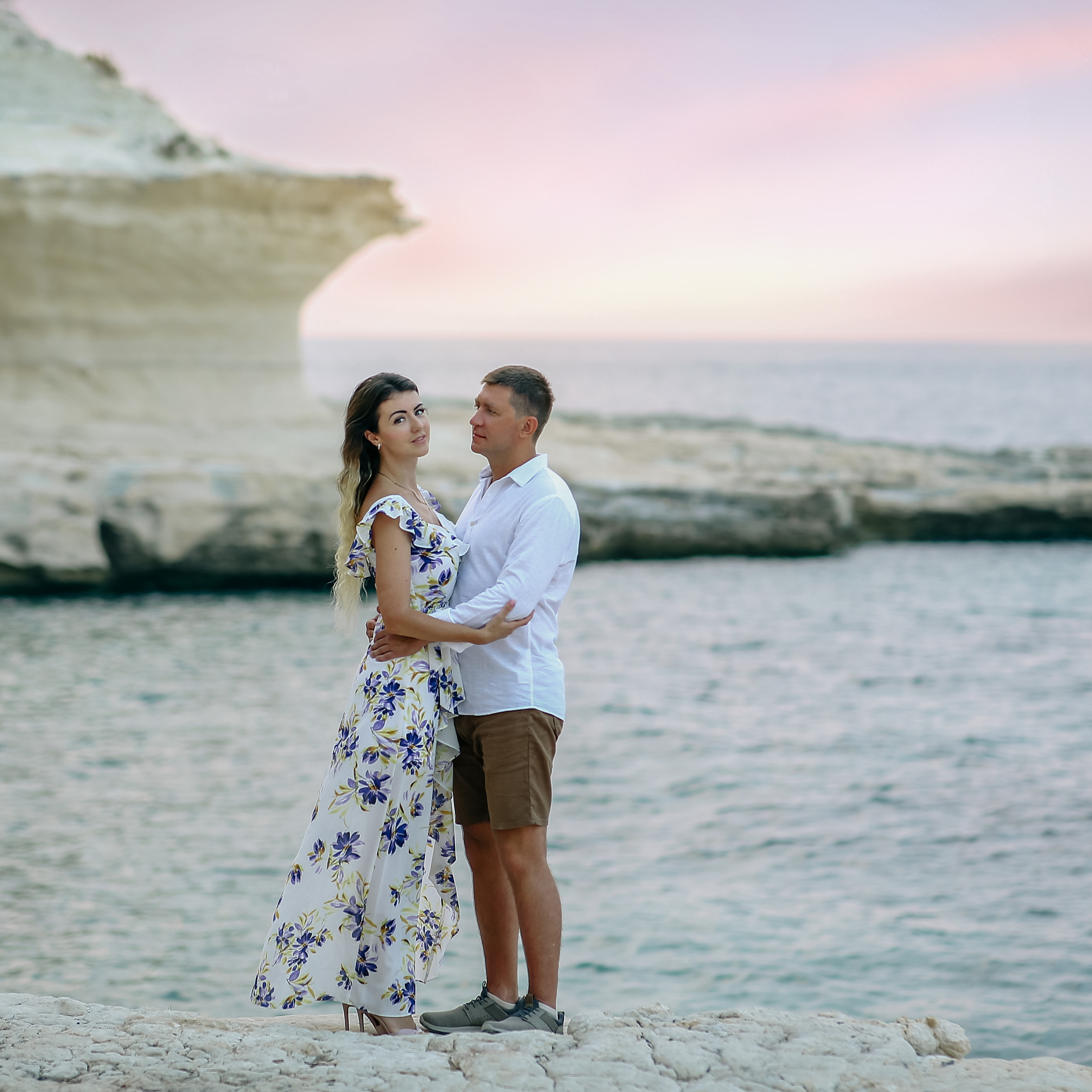 Фотосессия для пары в Мерсин. Алсу Девели. Фотограф в Алании в Турции, Аланья, Сиде, Белек, Анталия, Кемер, Конаклы, Окурджалар. Фотосъемки в Алании. Фотосессия в Алания