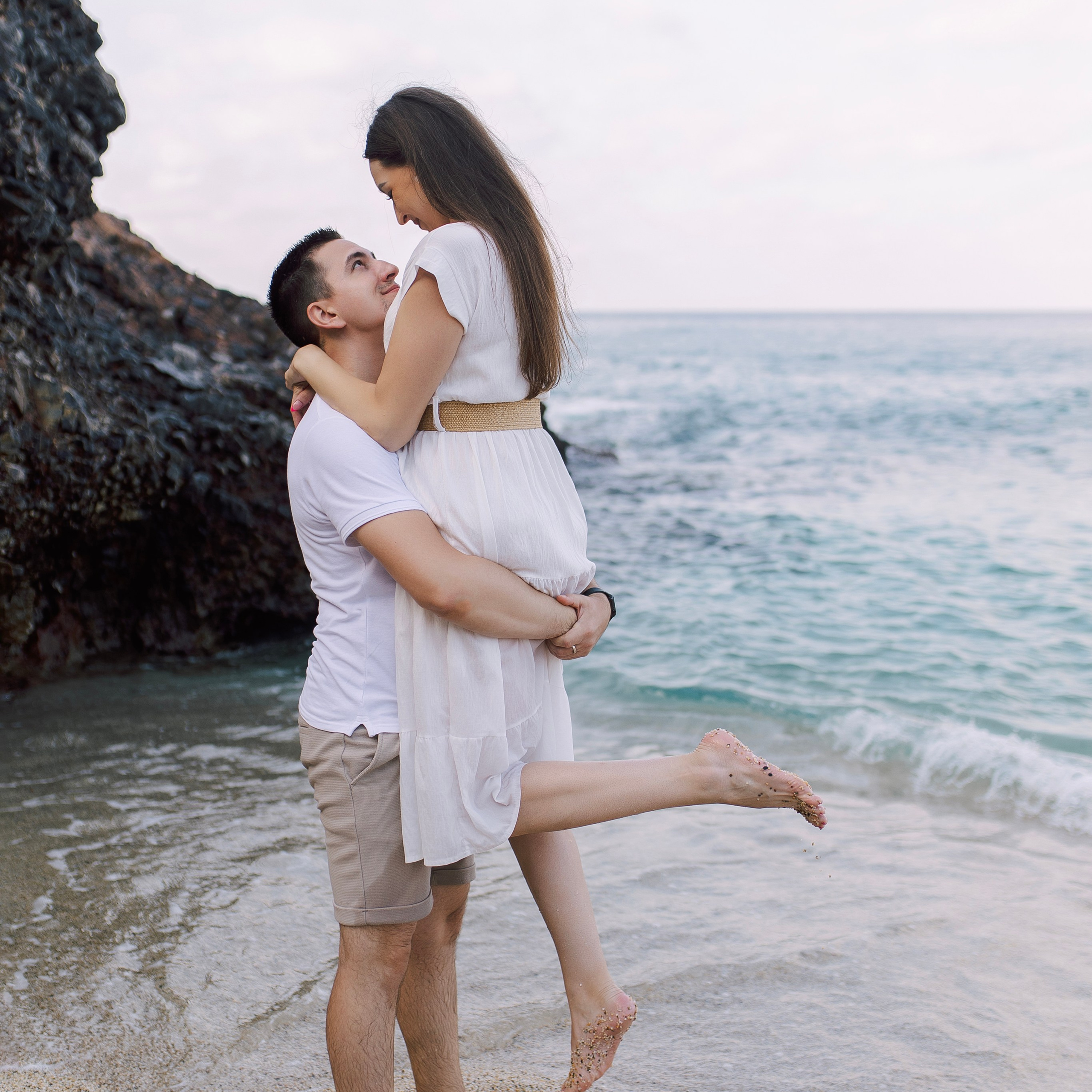 Morning. Beach. Morning photoshoot on Cleopatra Beach. Alanya. Alsu Develi, Photographer in Turkey, Alanya, Side, Belek, Antalya, Kemer, Turkiye. Photoshooting in Alanya. Photosession in Belek, Side