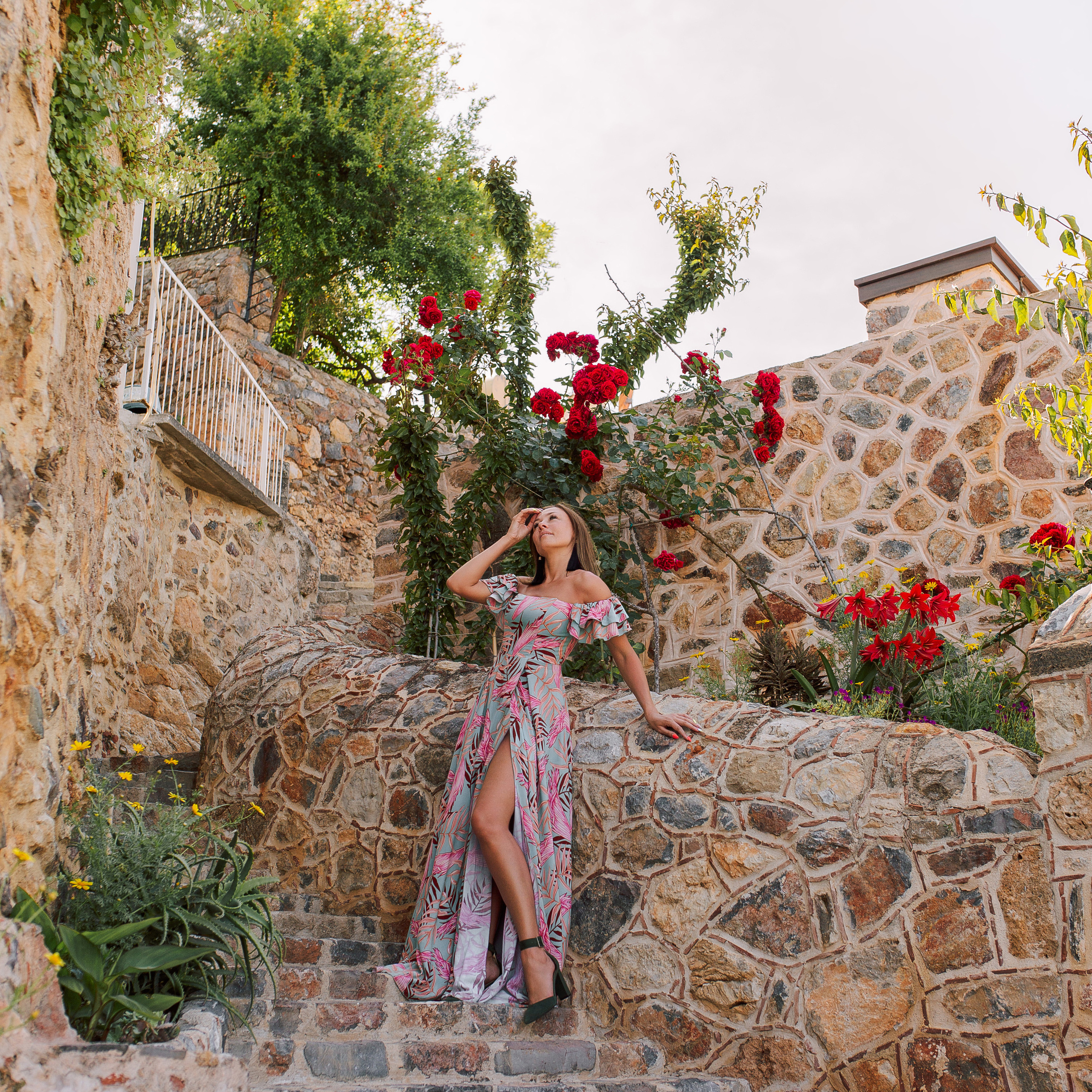 Individual photo session Castle of Alanya. Alsu Develi, Photographer in Turkey, Alanya, Side, Belek, Antalya, Kemer, Turkiye. Photoshooting in Alanya. Photosession in Belek, Side