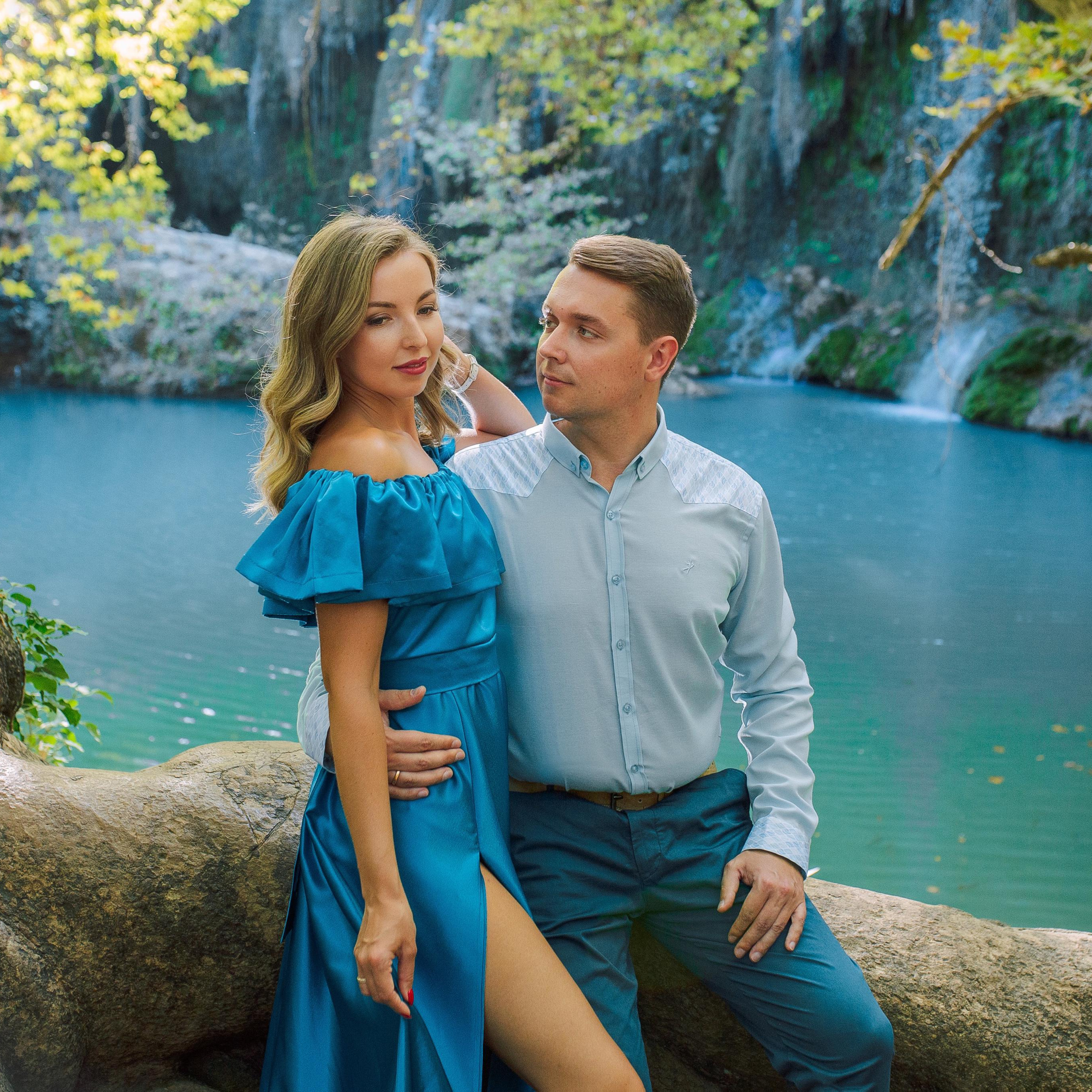 Day. Magic waterfall. Love story photo session of couples. Alsu Develi, Photographer in Turkey, Alanya, Side, Belek, Antalya, Kemer, Turkiye. Photoshooting in Alanya. Photosession in Belek, Side