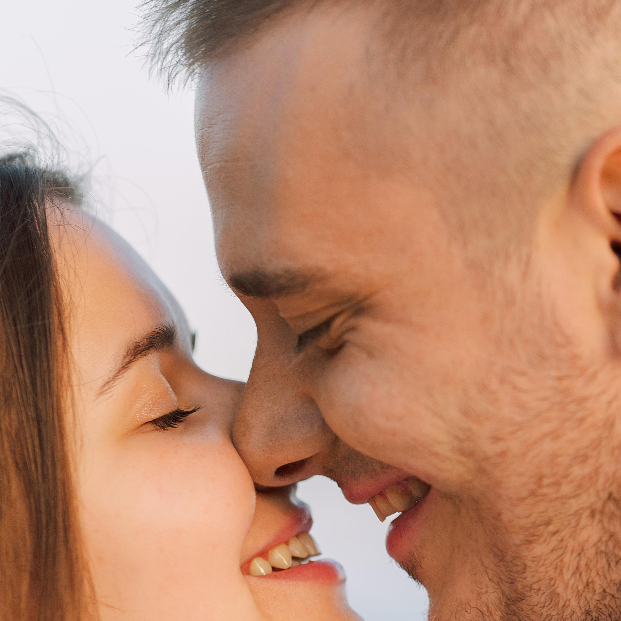 Love Story на пляже в Сиде на закате. Алсу Девели. Фотограф в Алании в Турции, Аланья, Сиде, Белек, Анталия, Кемер, Конаклы, Окурджалар. Фотосъемки в Алании. Фотосессия в Алания