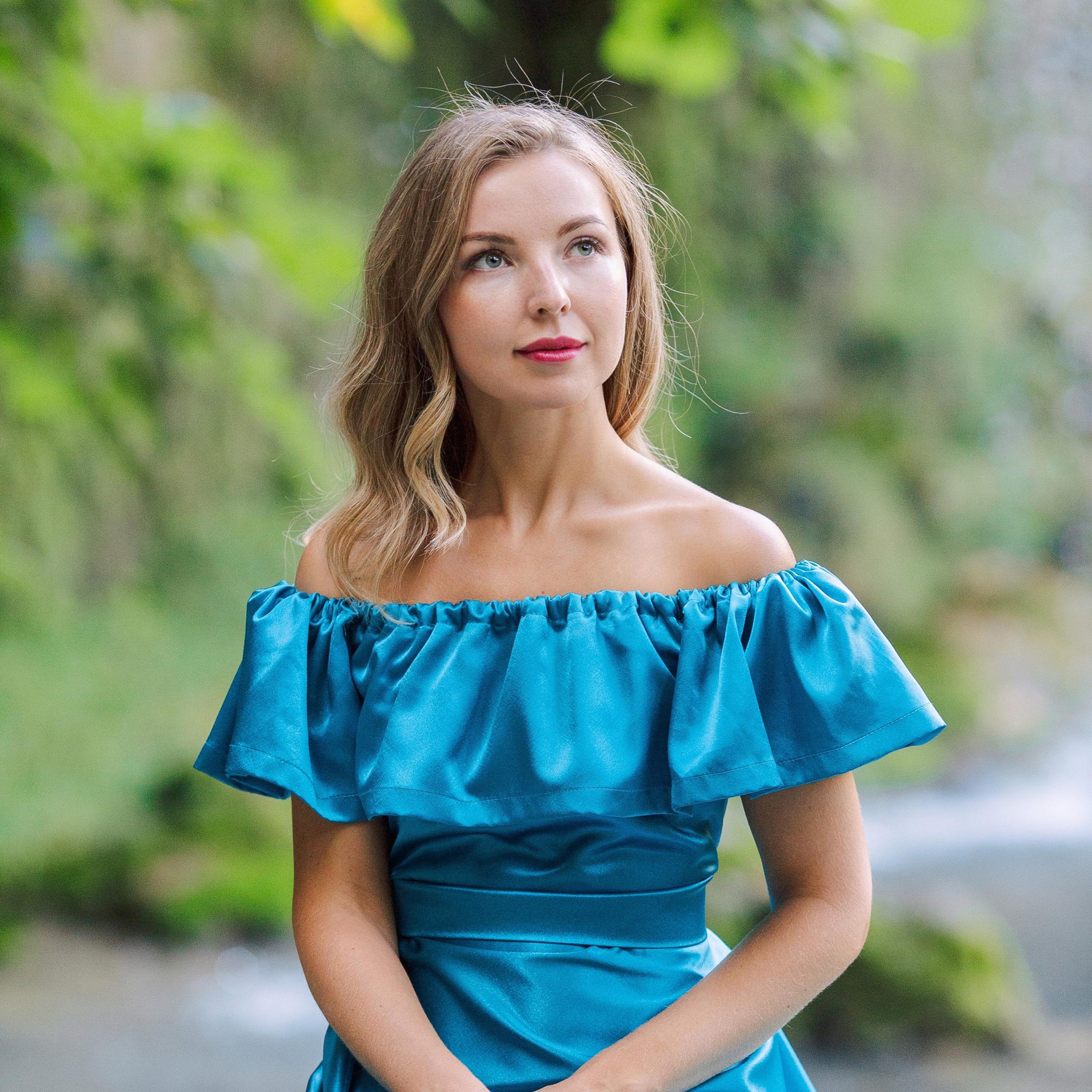 Day. Magic waterfall. Love story photo session of couples. Alsu Develi, Photographer in Turkey, Alanya, Side, Belek, Antalya, Kemer, Turkiye. Photoshooting in Alanya. Photosession in Belek, Side