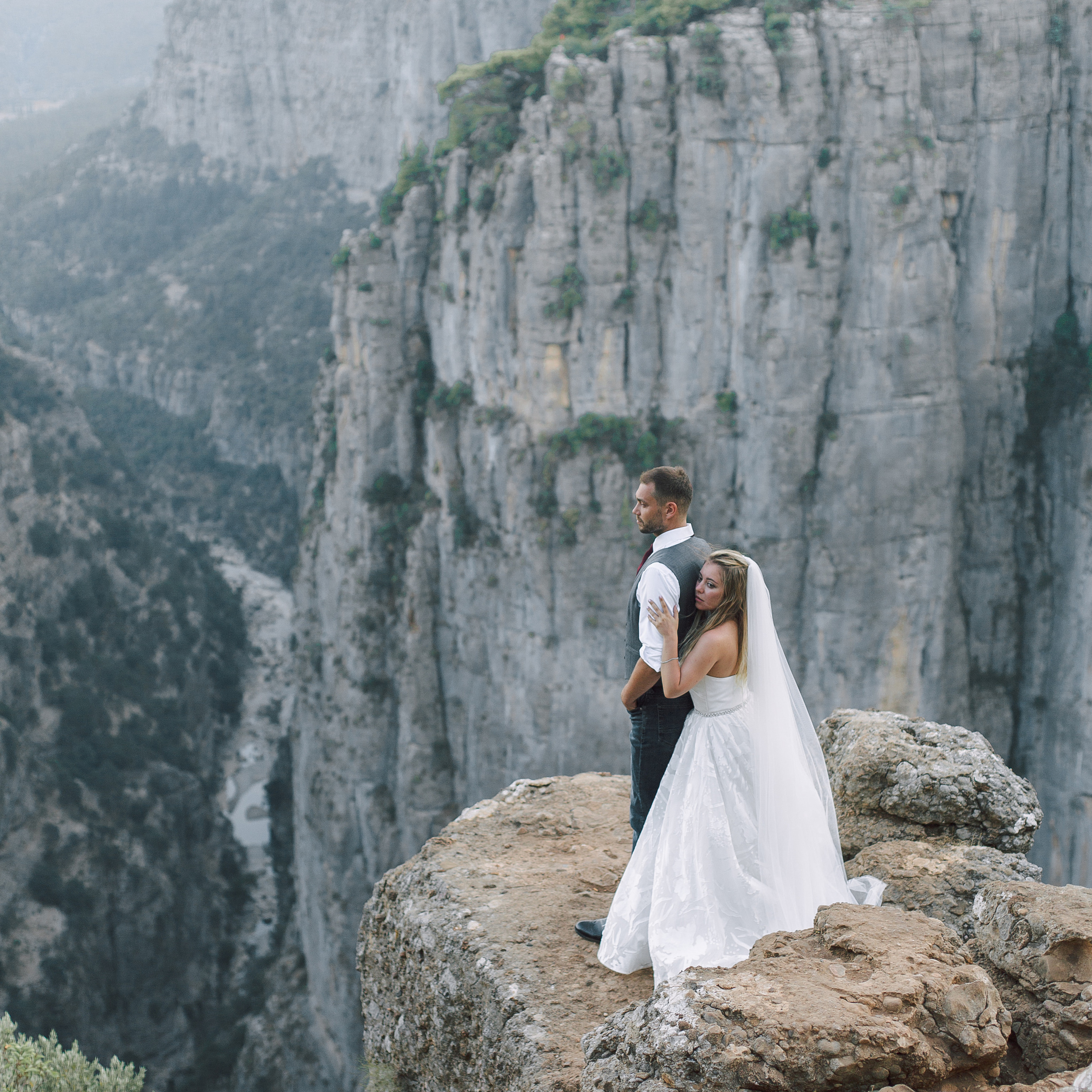 Свадебная фотосессия у каньона Тазы. Алсу Девели. Фотограф в Алании в Турции, Аланья, Сиде, Белек, Анталия, Кемер, Конаклы, Окурджалар. Фотосъемки в Алании. Фотосессия в Алания
